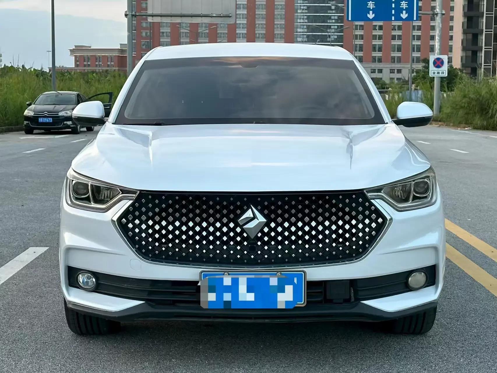 Baojun RC-6