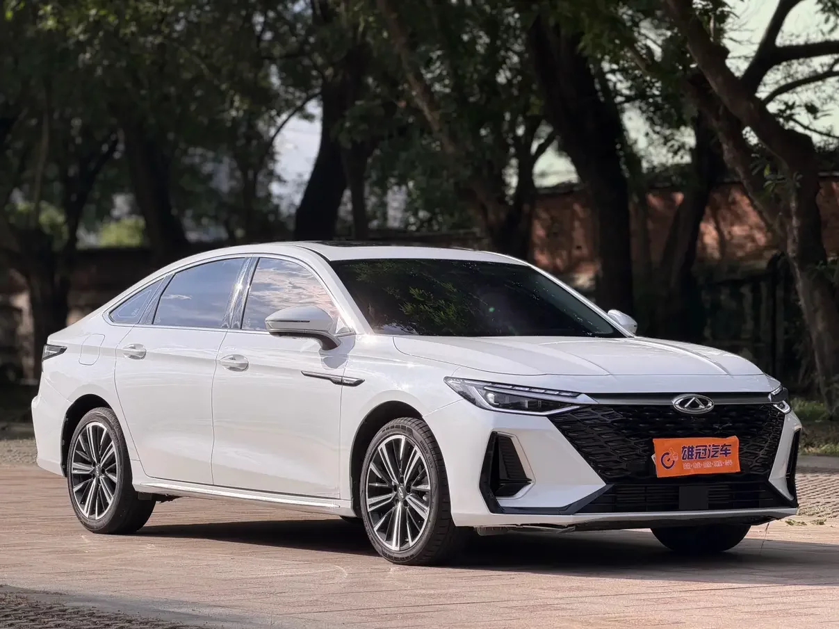 Chery Arrizo 8
