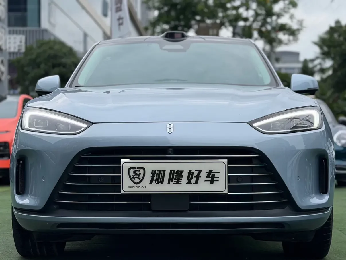 AITO M5