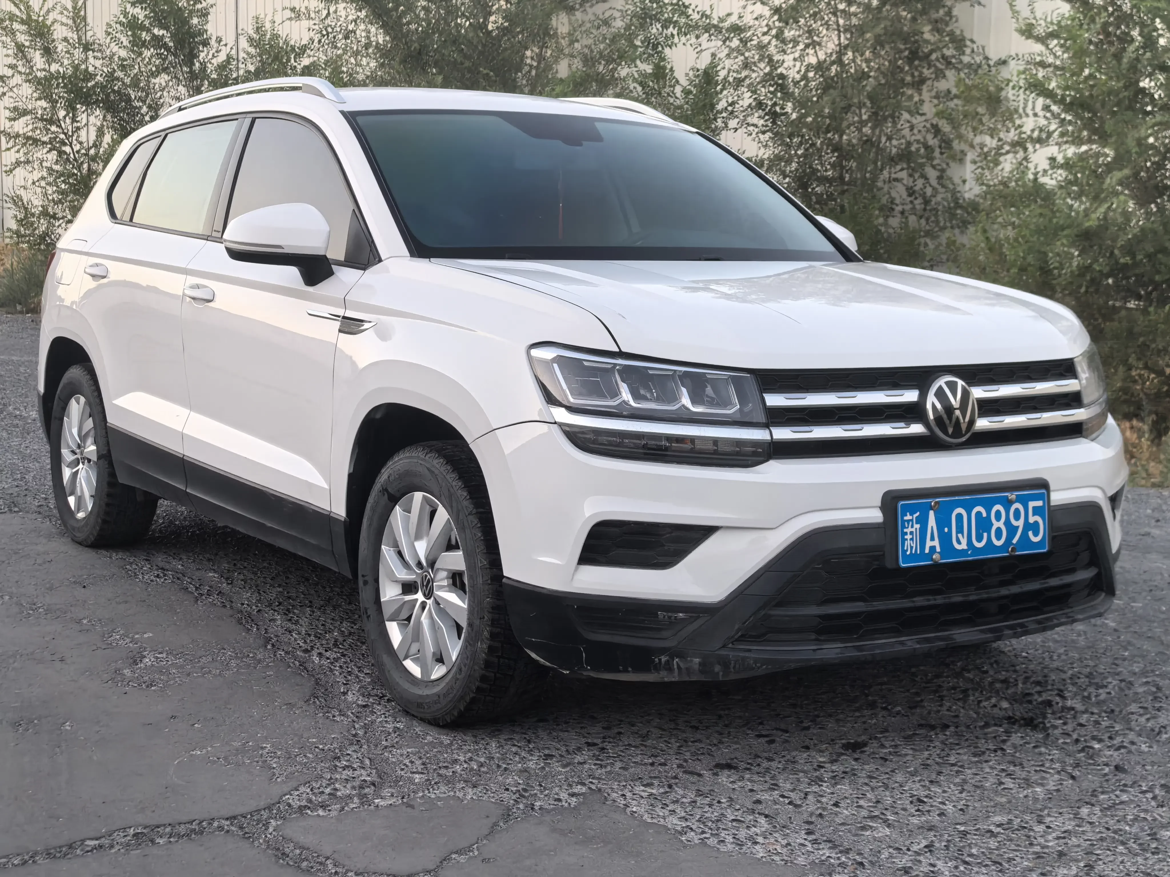 Volkswagen Tharu