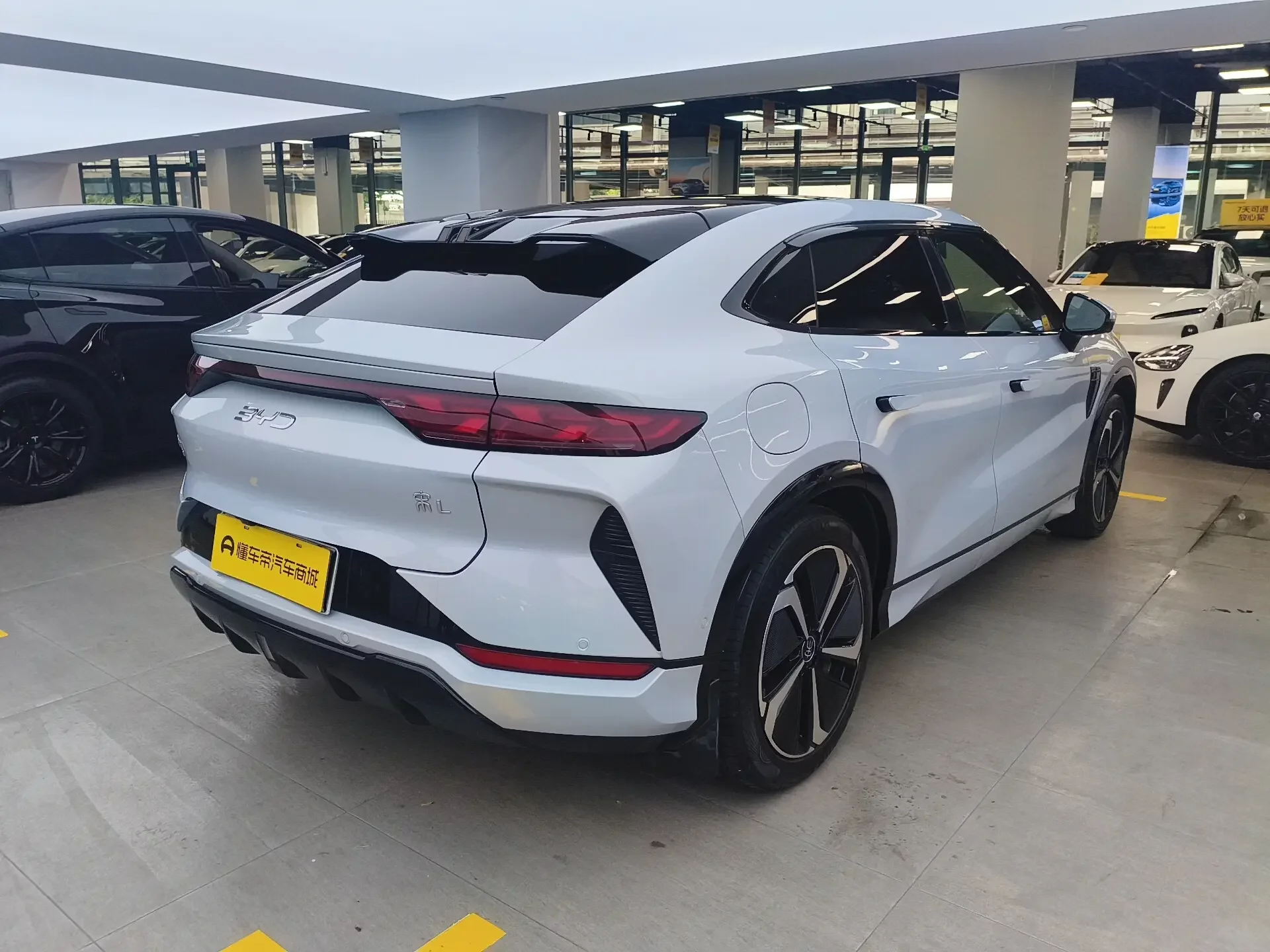 BYD Song L EV