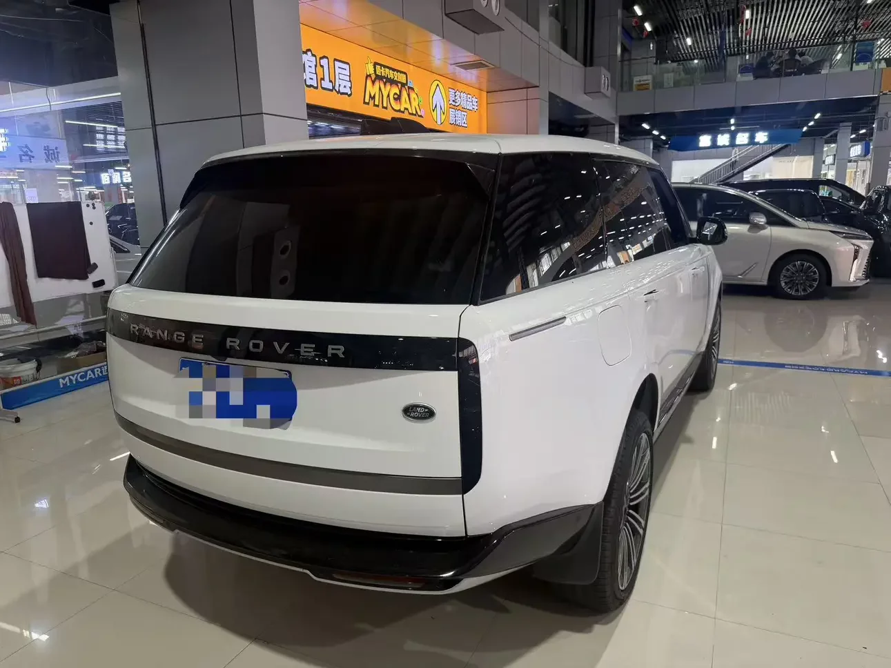 Land Rover range rover
