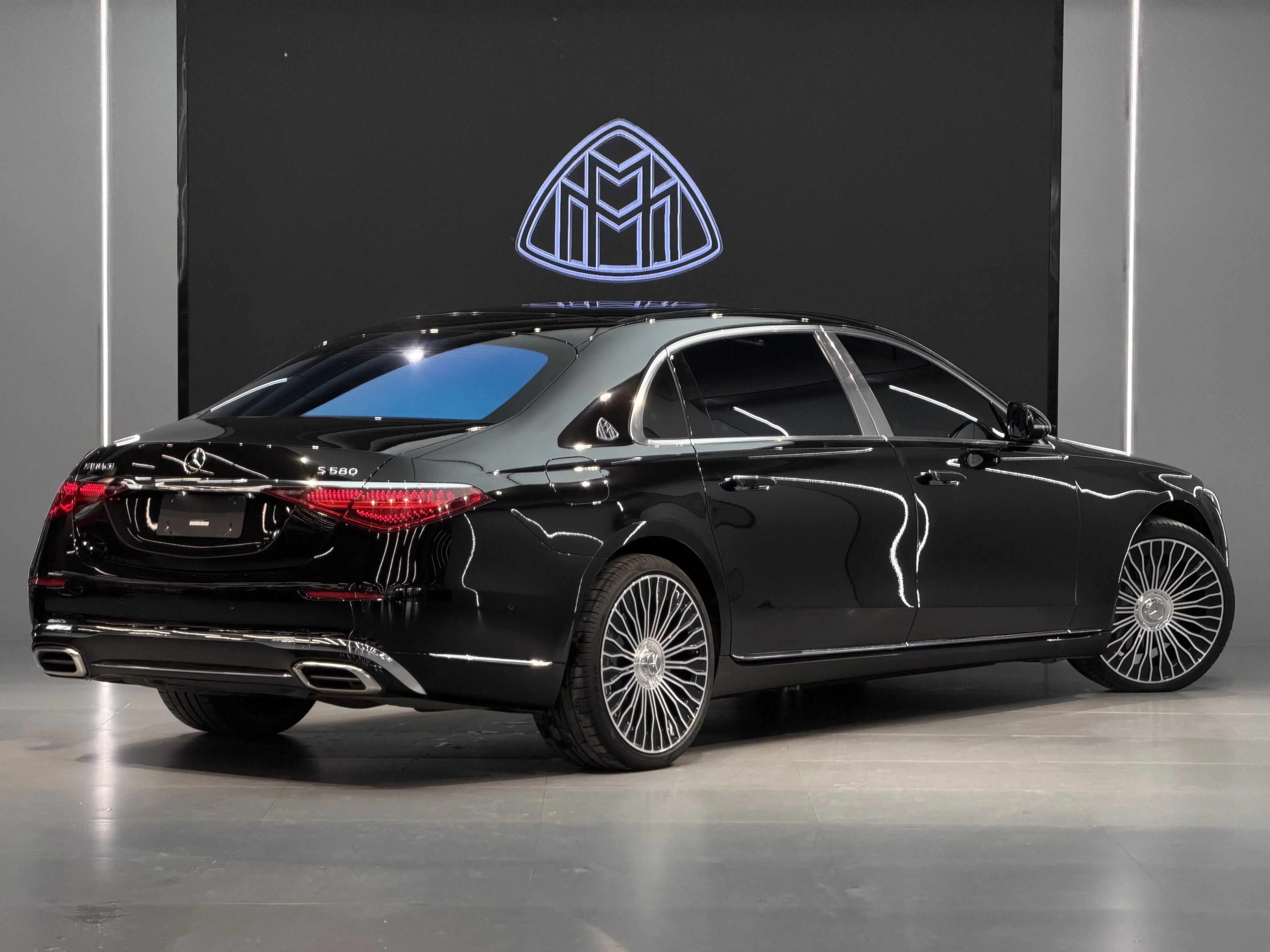 Mercedes-Benz Maybach S-Class