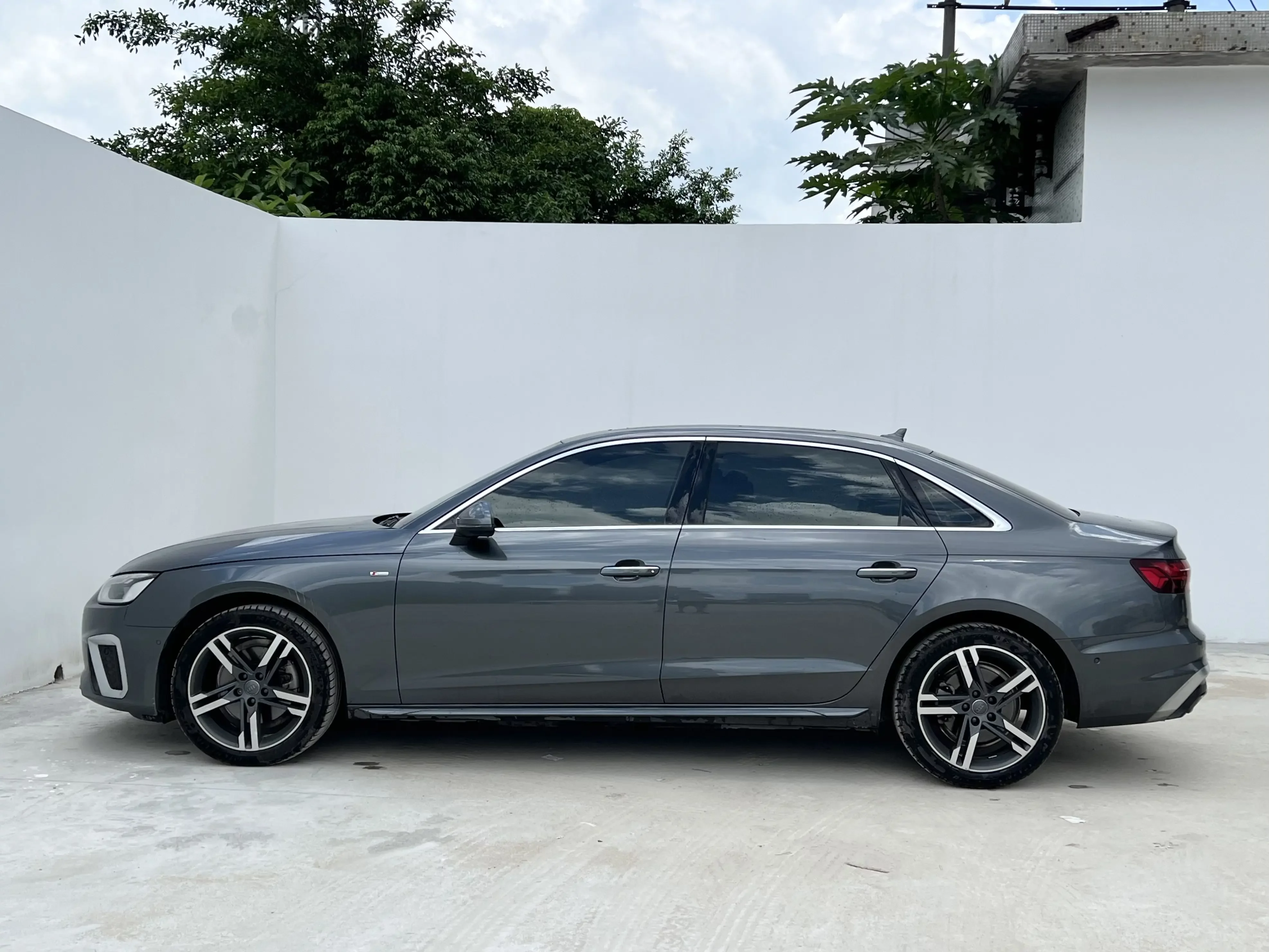 Audi A4L