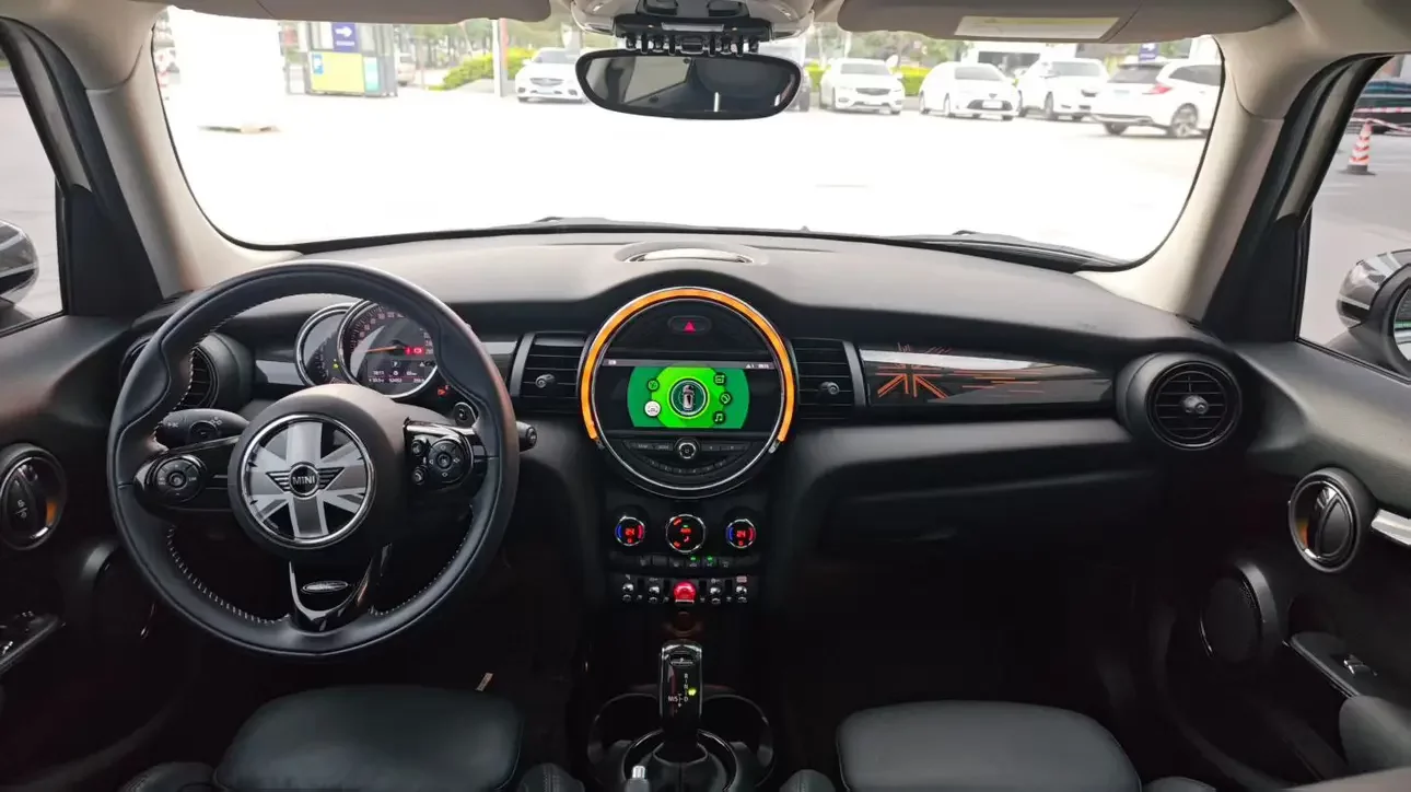MINI 
