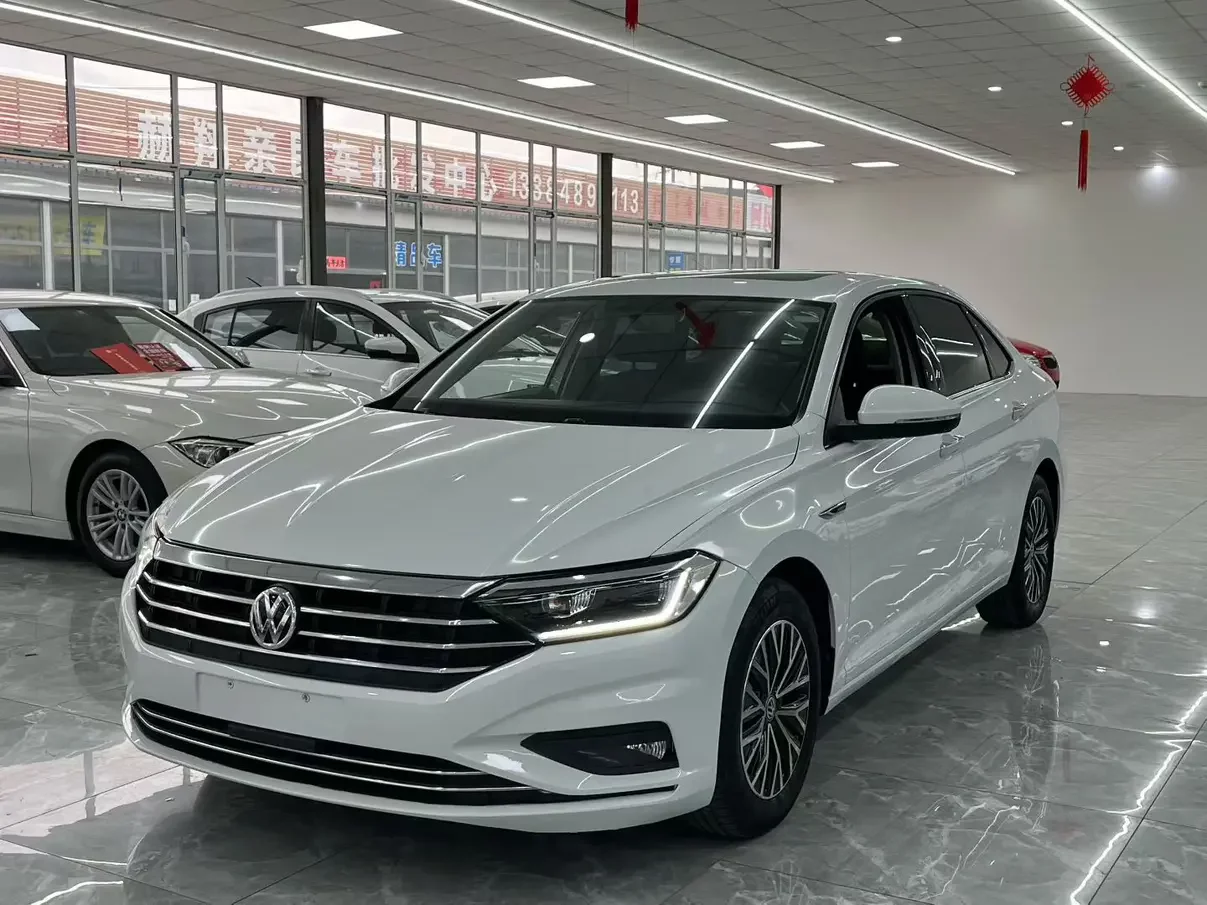Volkswagen Sagitar