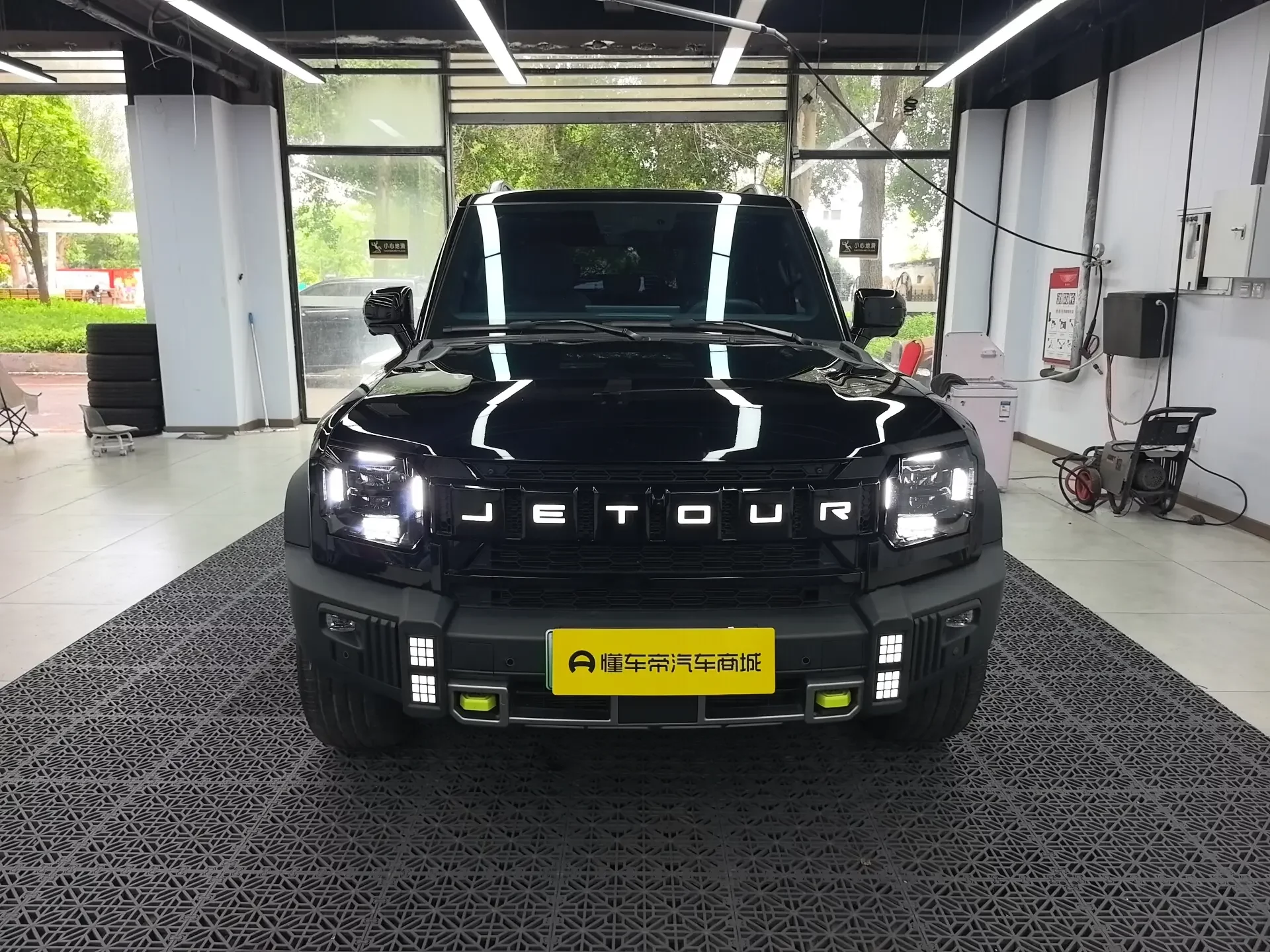 Jietu Shanhai Jetour Traveler C-DM