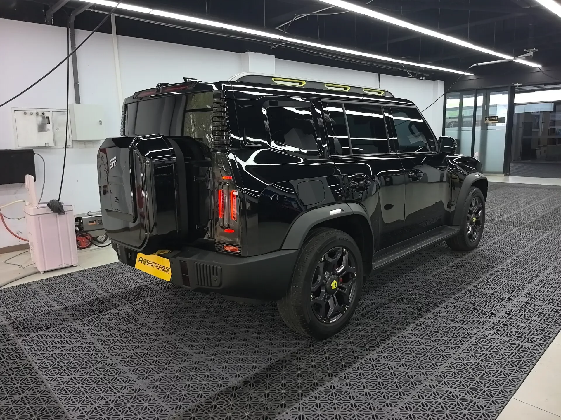 Jietu Shanhai Jetour Traveler C-DM