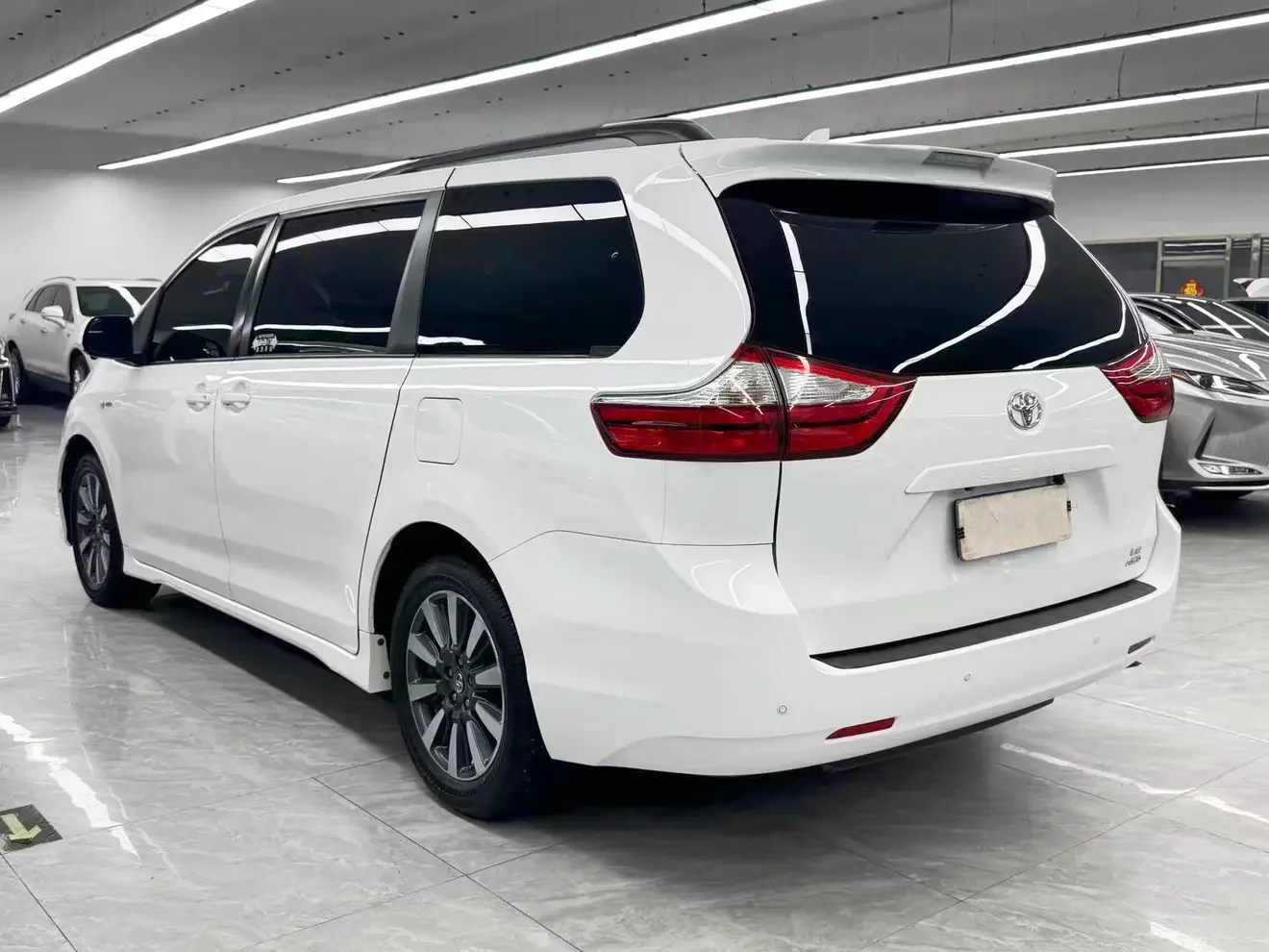 Toyota Sienna