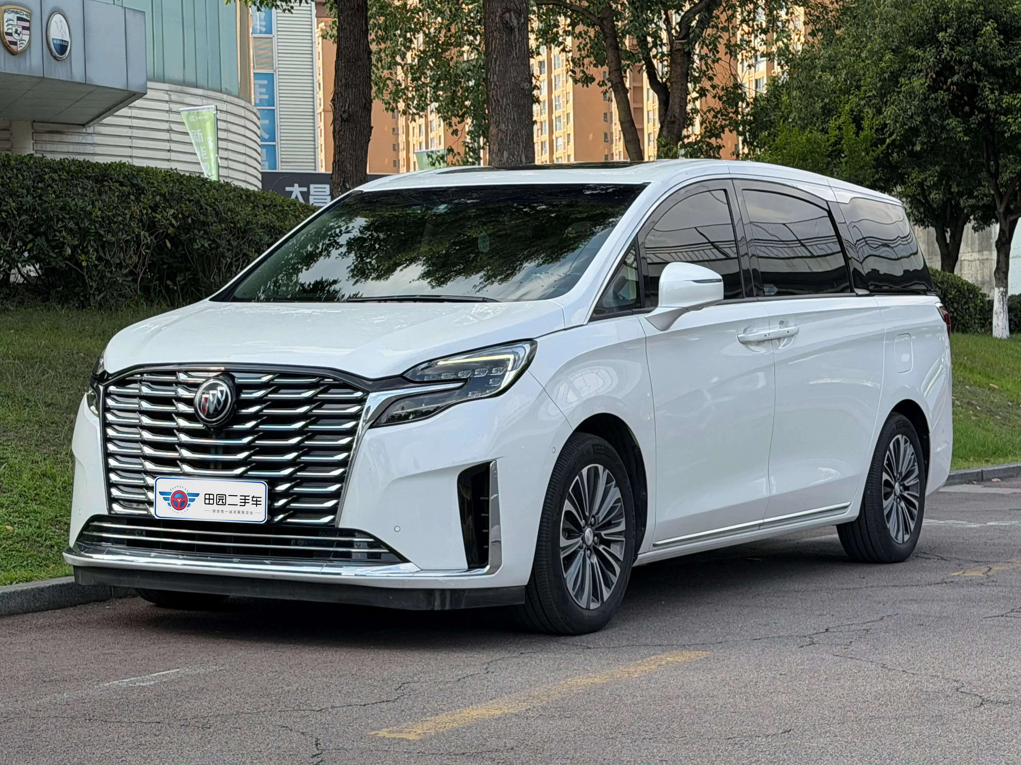 Buick GL8