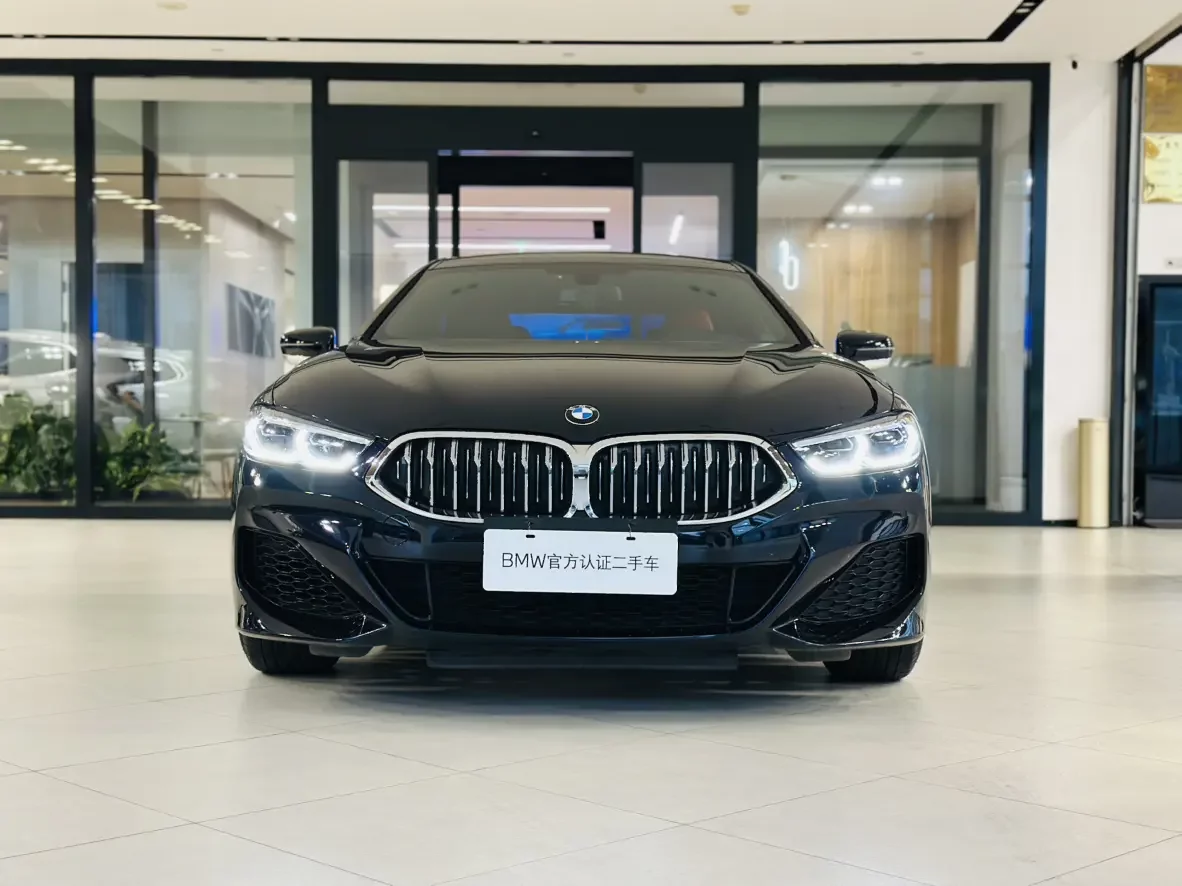 BMW 8 Series