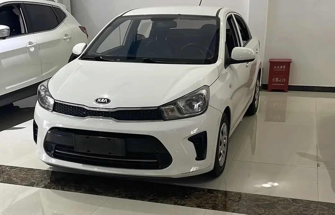Kia Pegas