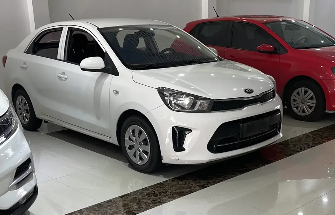 Kia Pegas