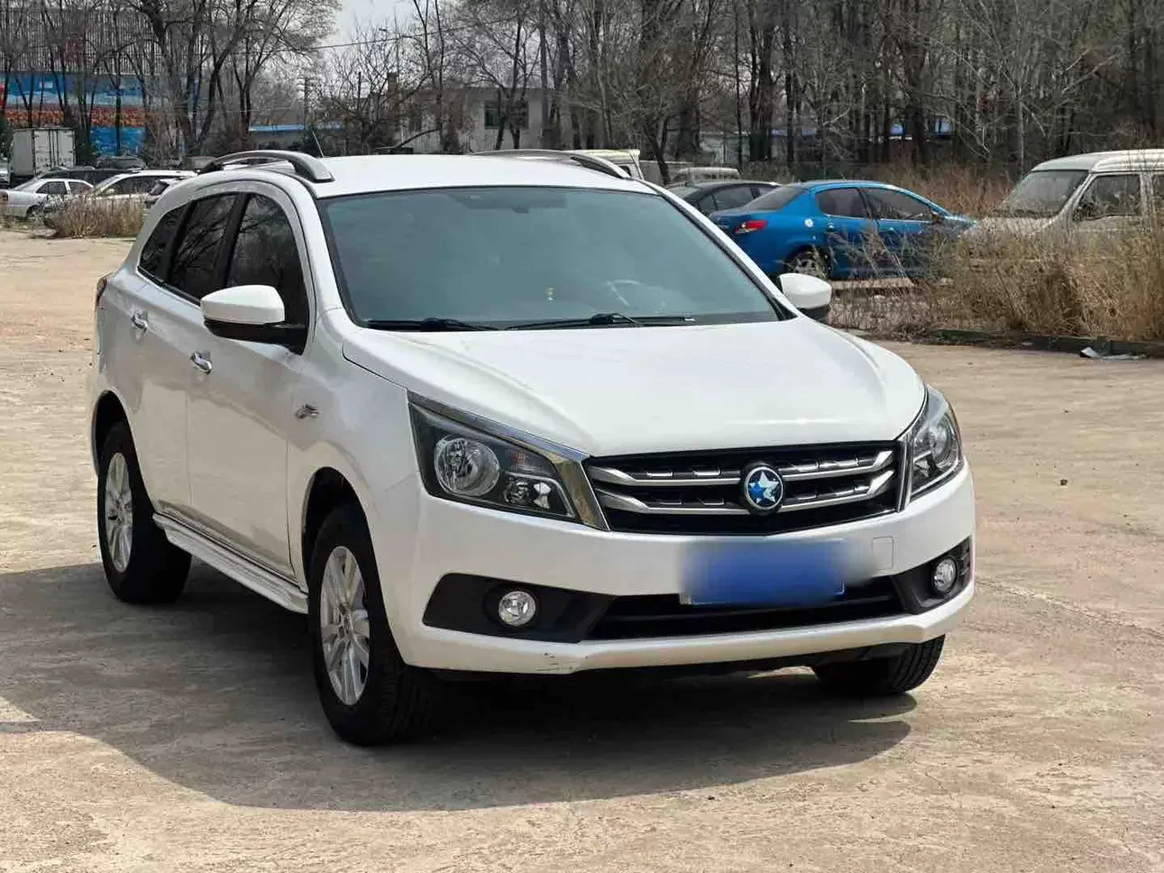 Kai Chen Venucia T70