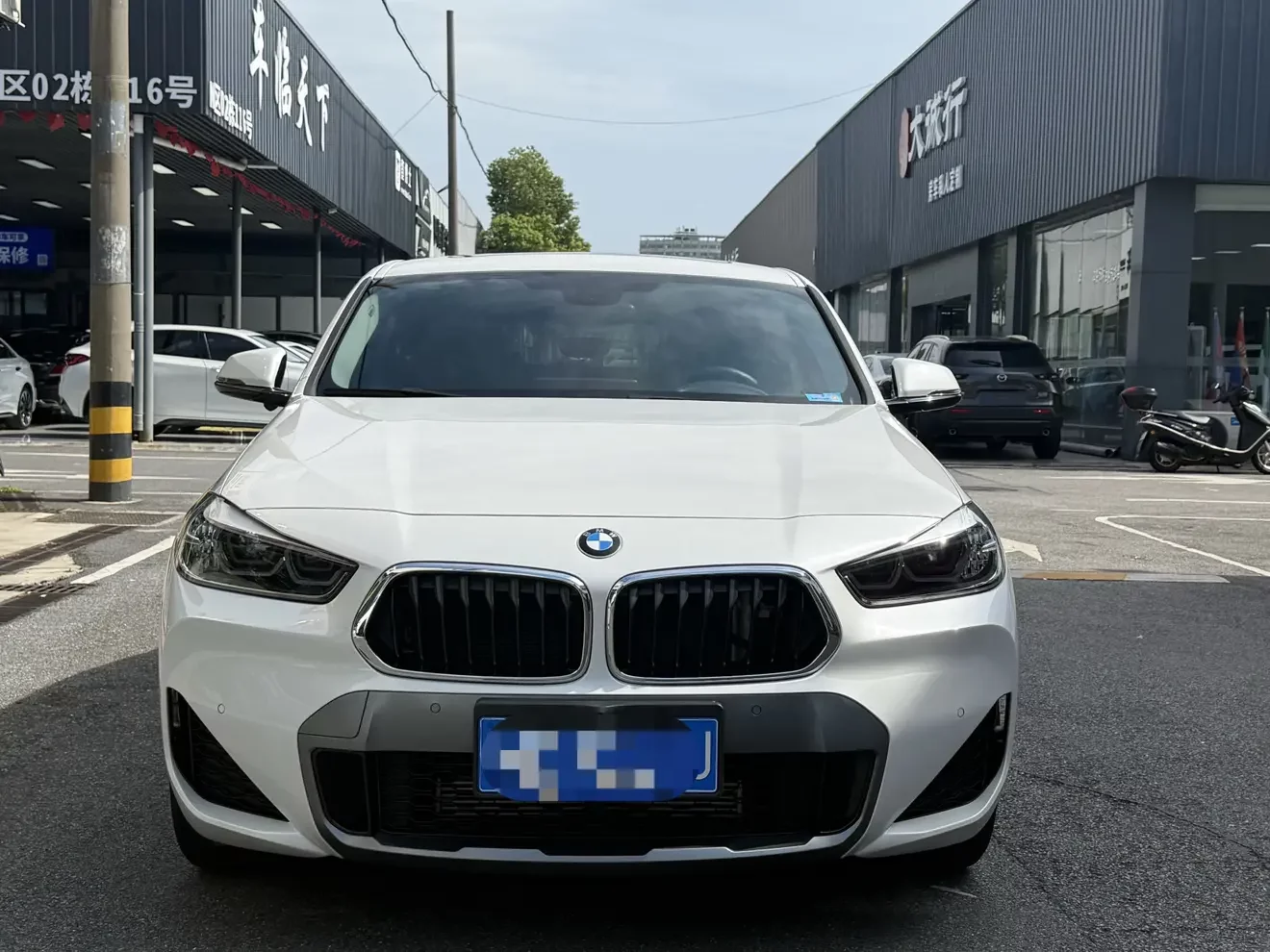 BMW X2