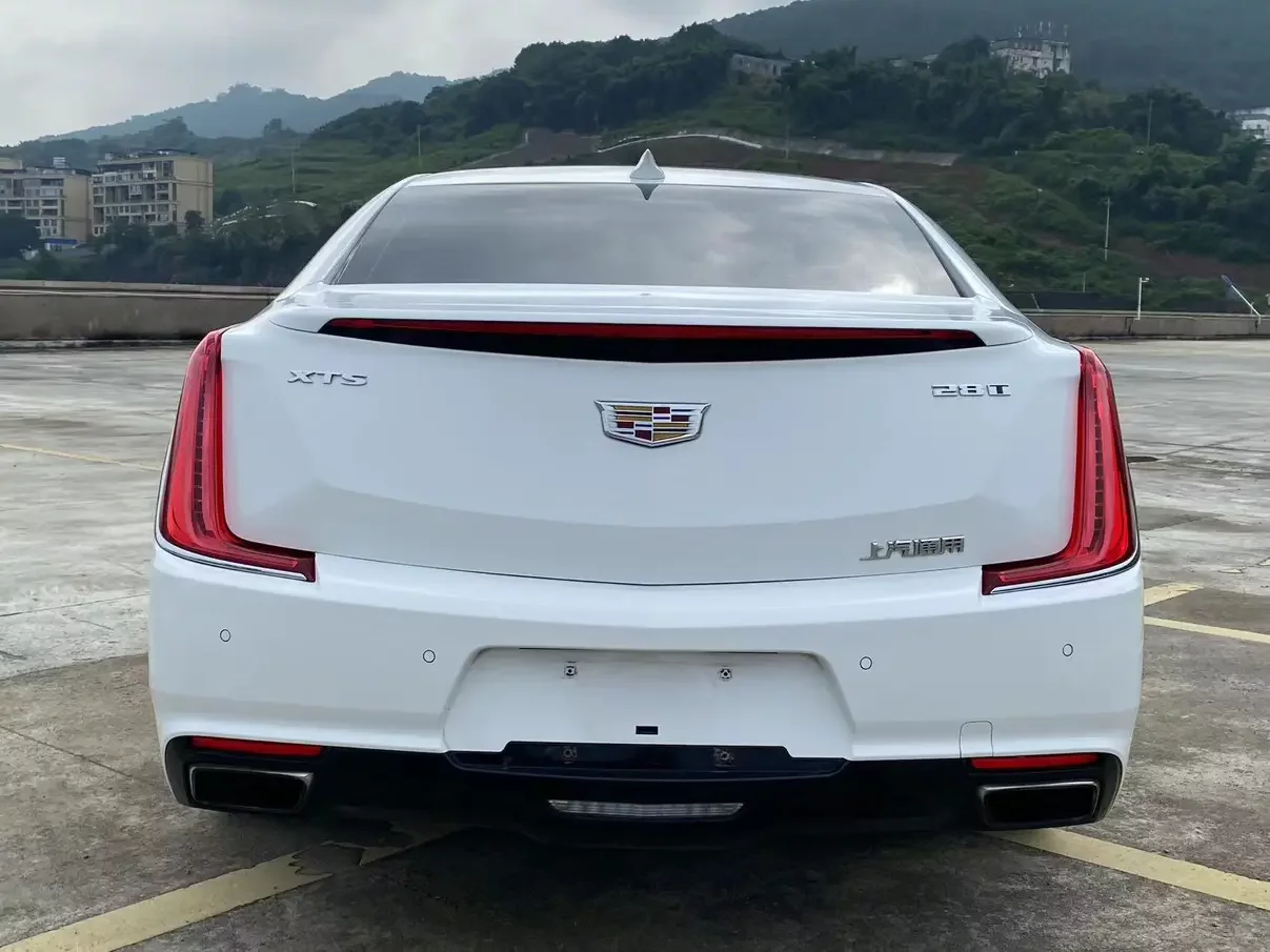 Cadillac XTS