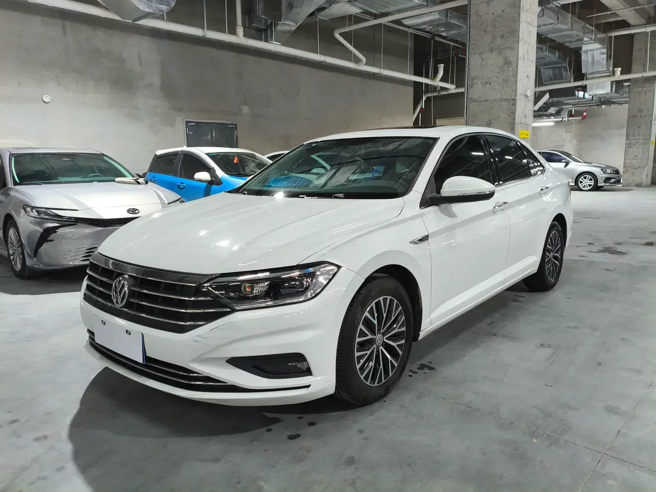 Volkswagen Sagitar