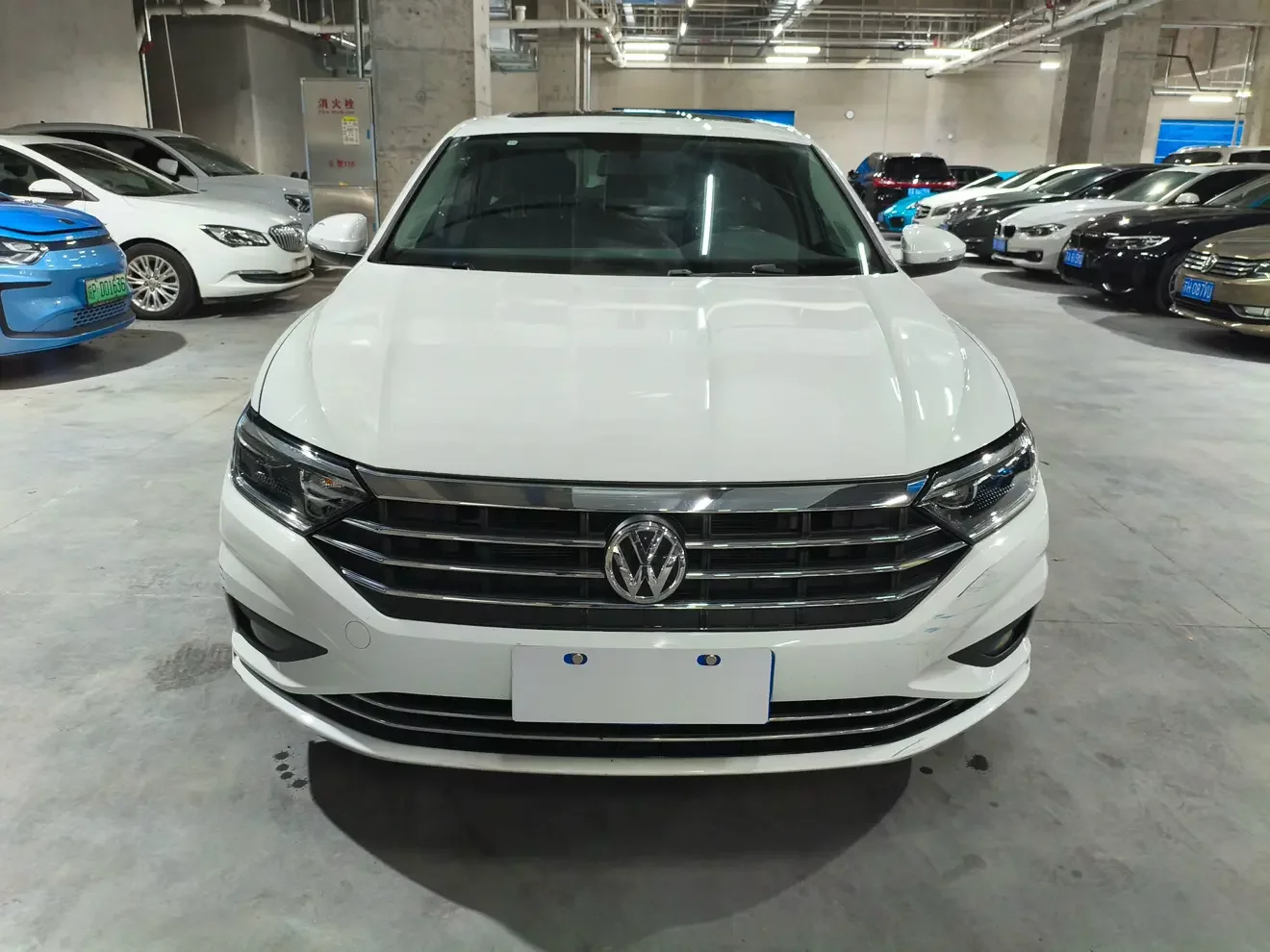 Volkswagen Sagitar