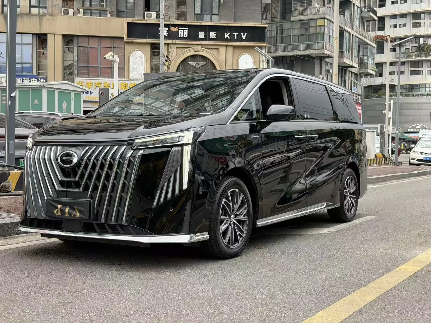 GAC Trumpchi M8