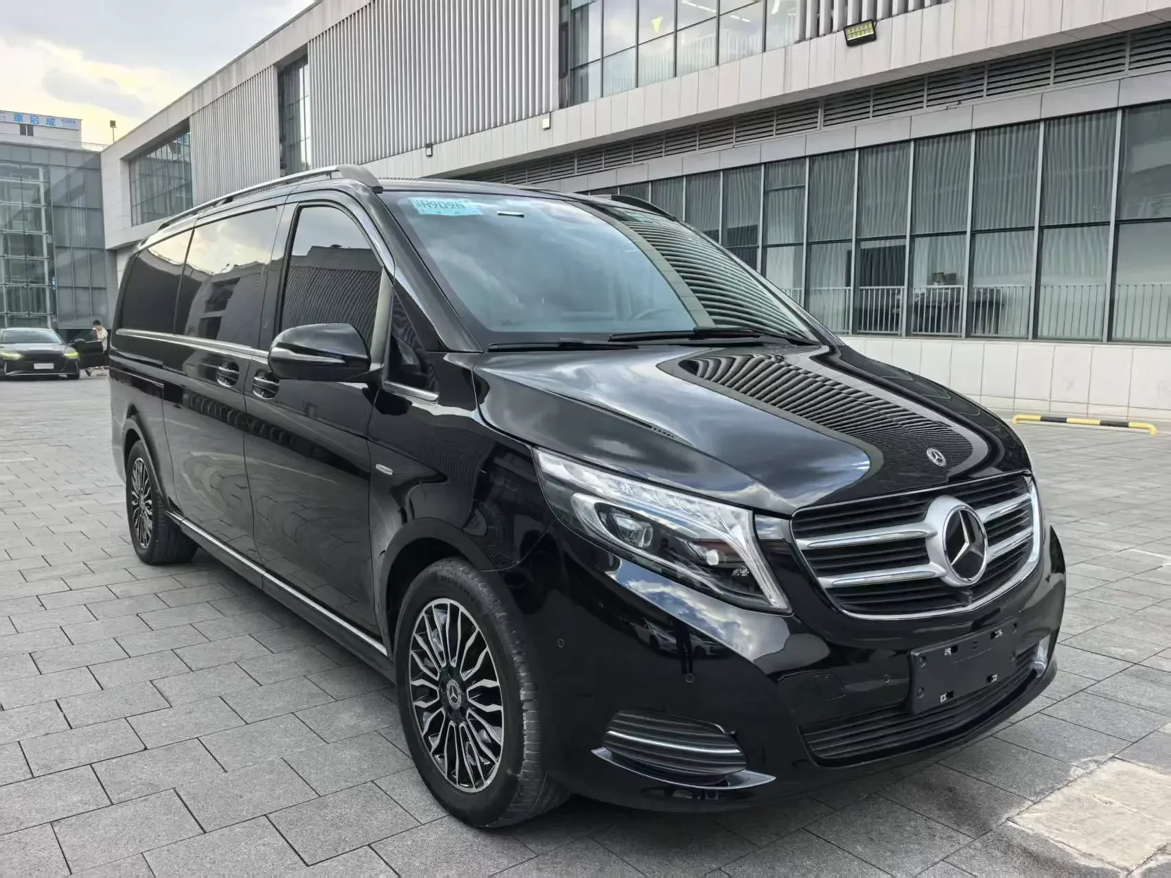Mercedes-Benz V Class