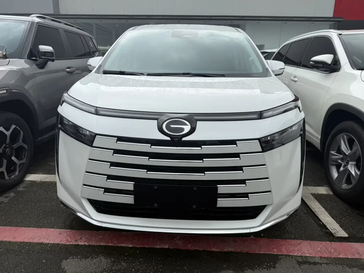 GAC Trumpchi E8 PHEV