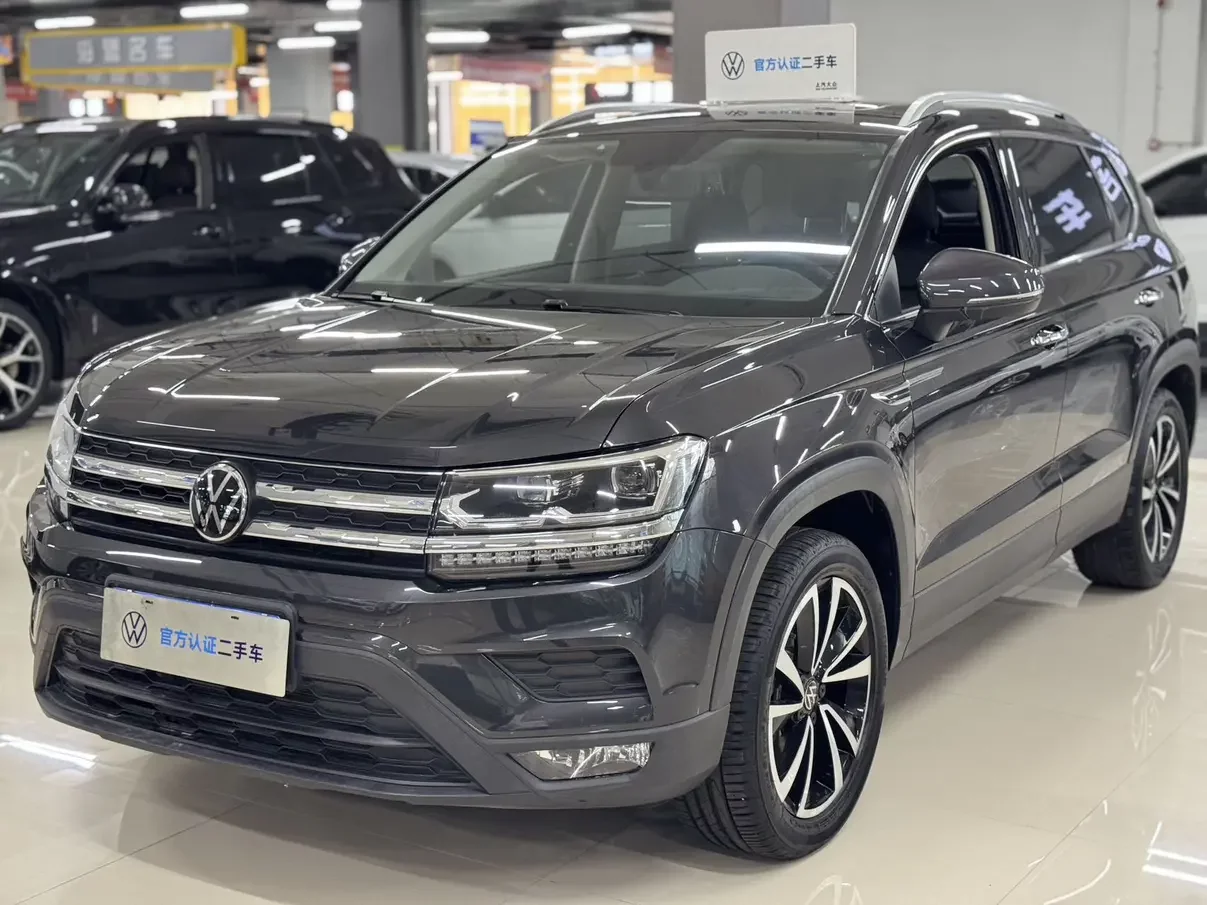 Volkswagen Tharu