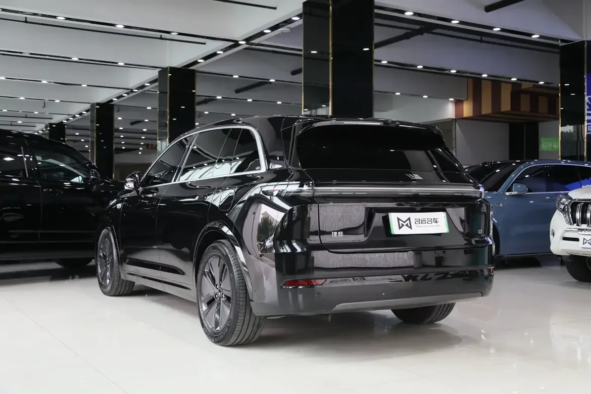 Lixiang L7