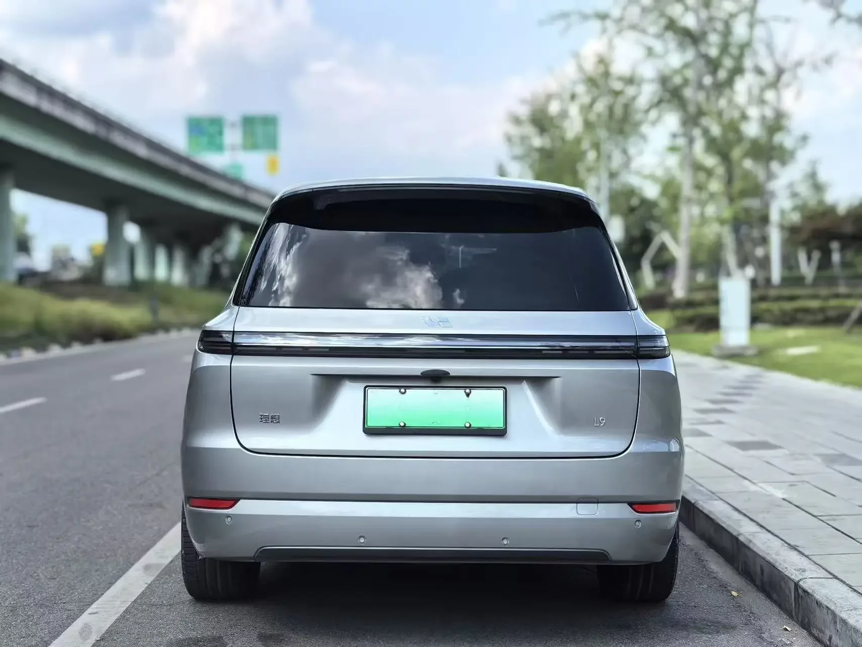 Lixiang L9