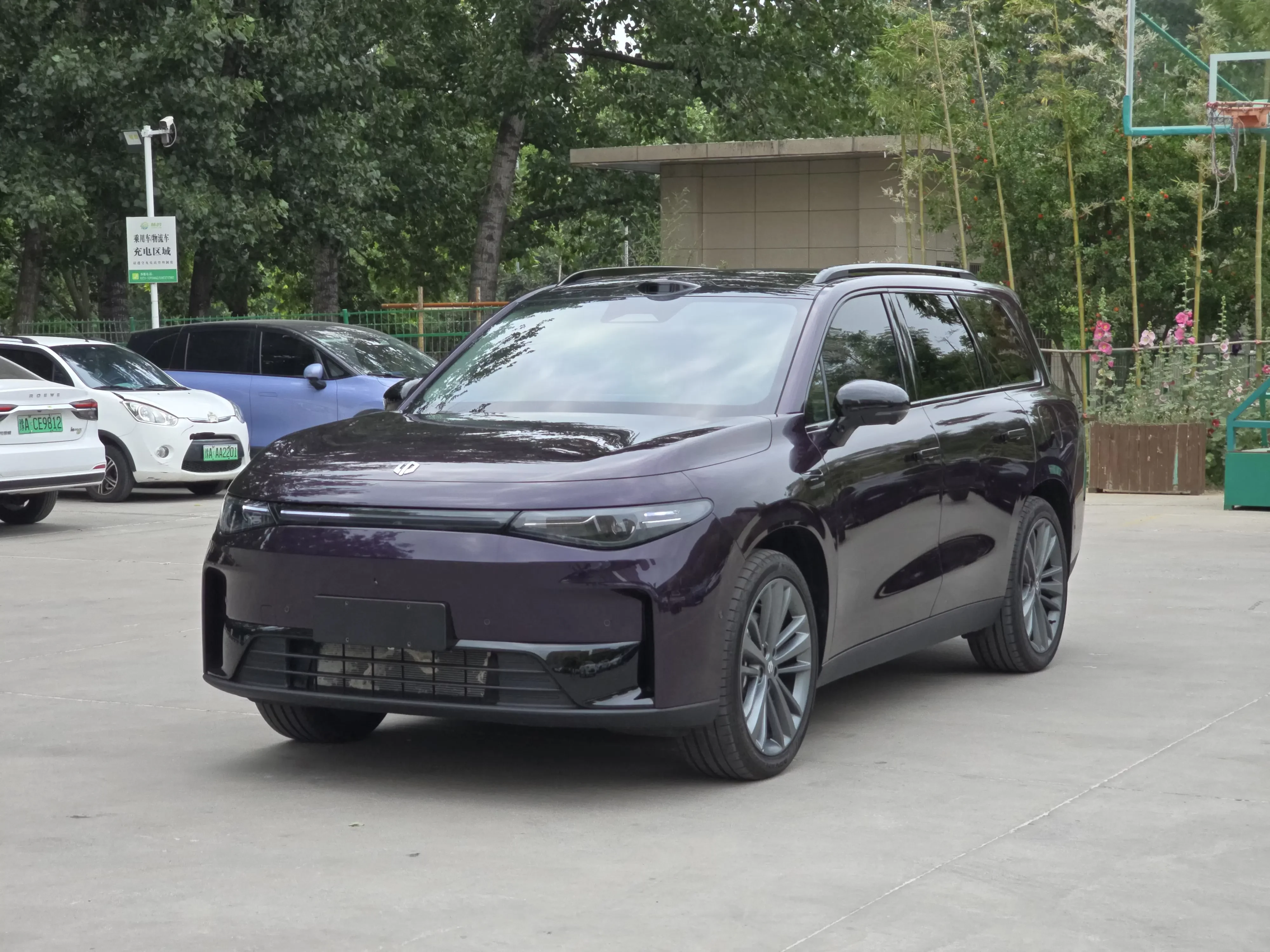Leapmotor C16