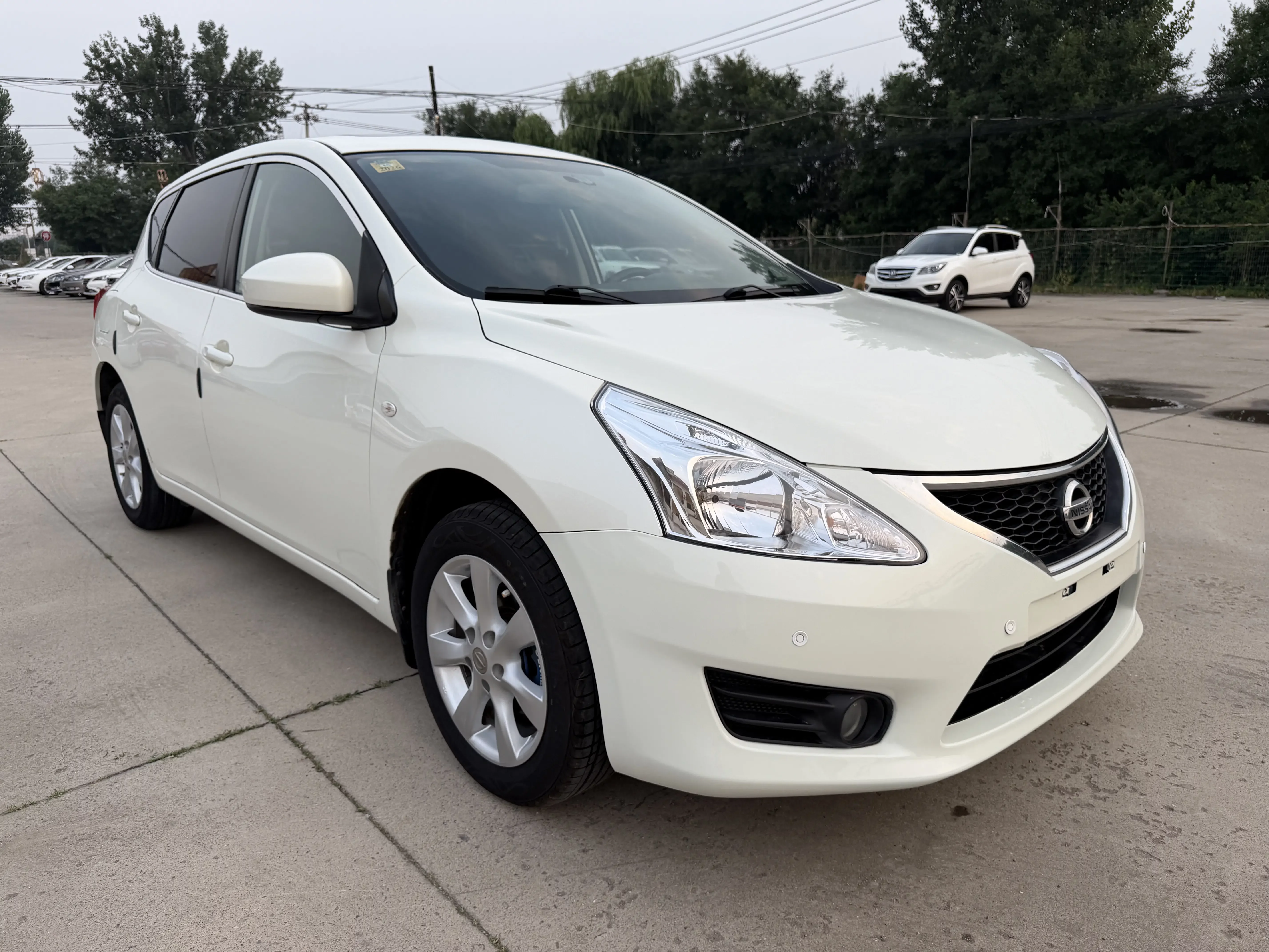 Nissan Tiida