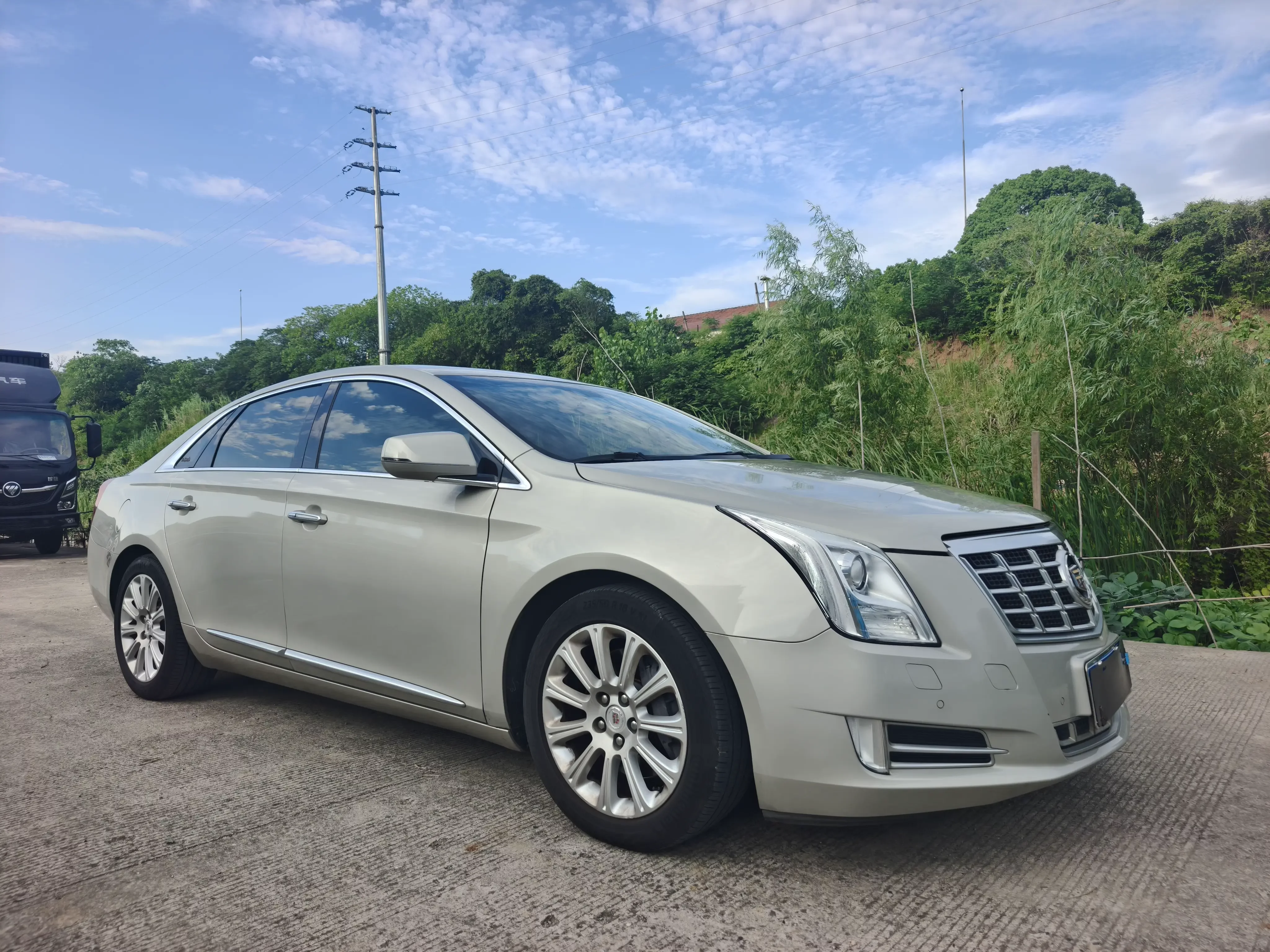 Cadillac XTS