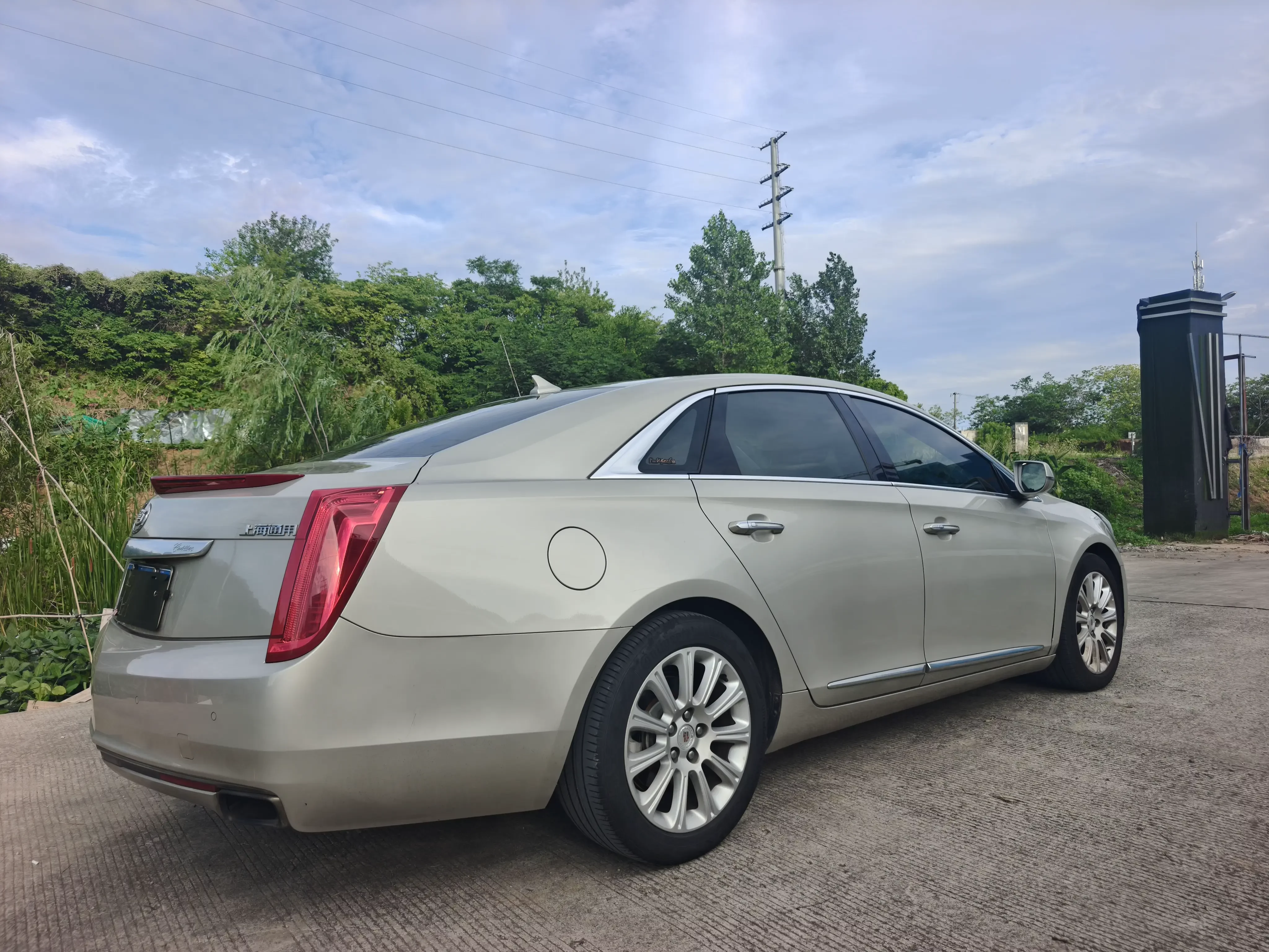 Cadillac XTS