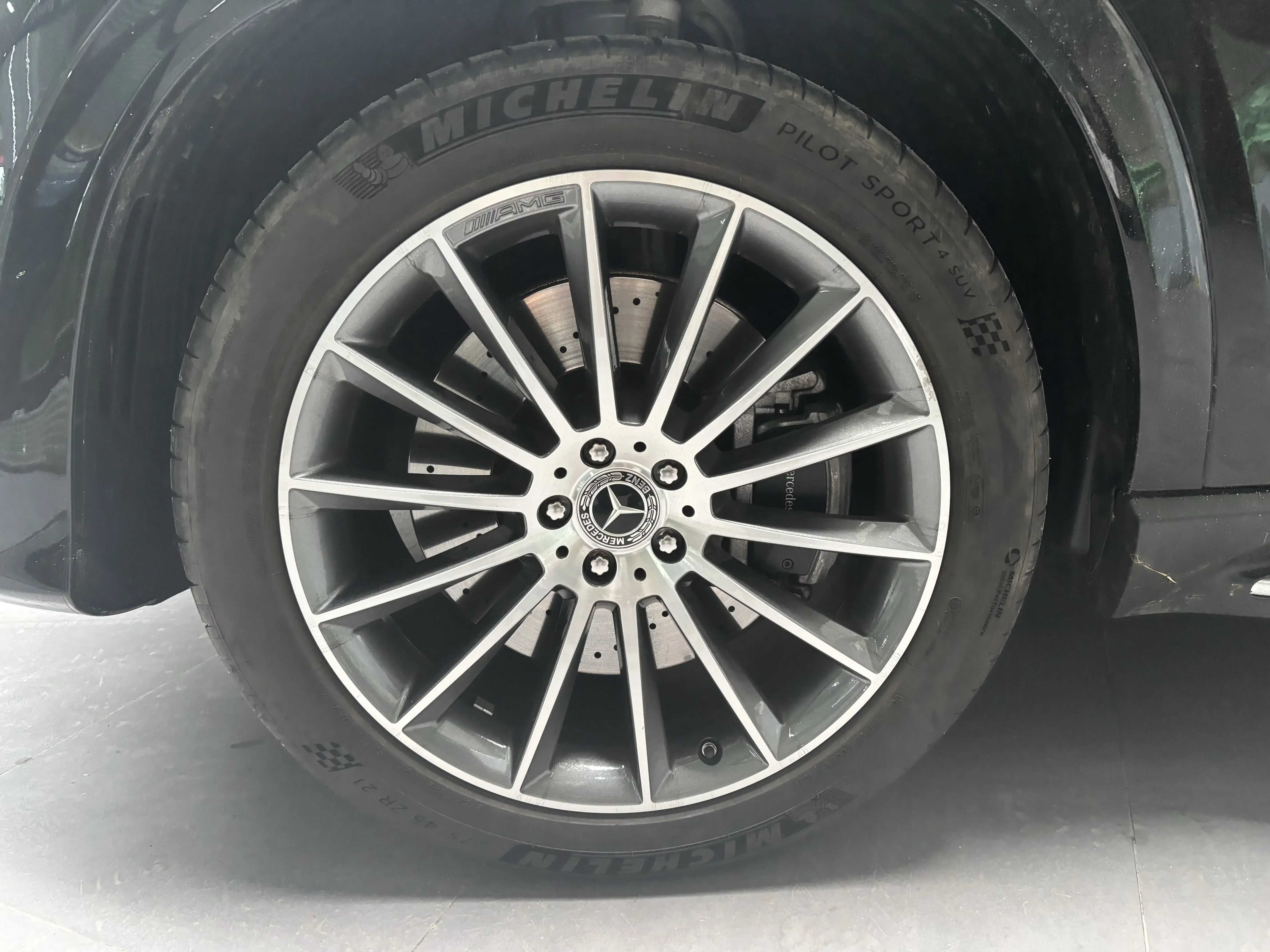 Mercedes-Benz GLE (Imported)