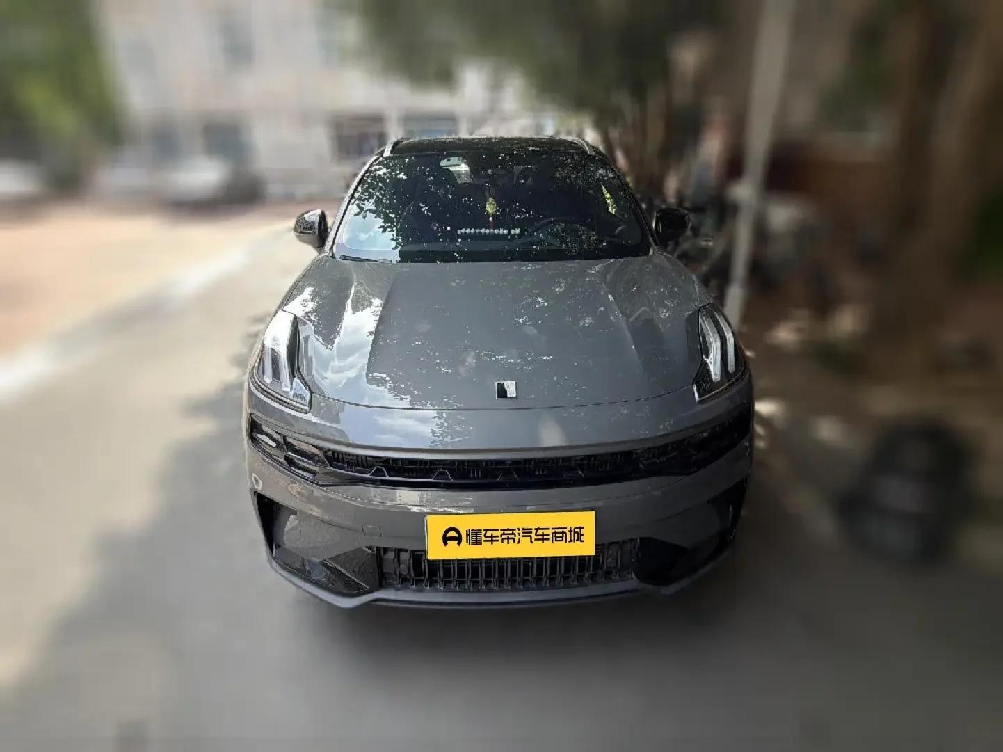 Lynk & Co 06
