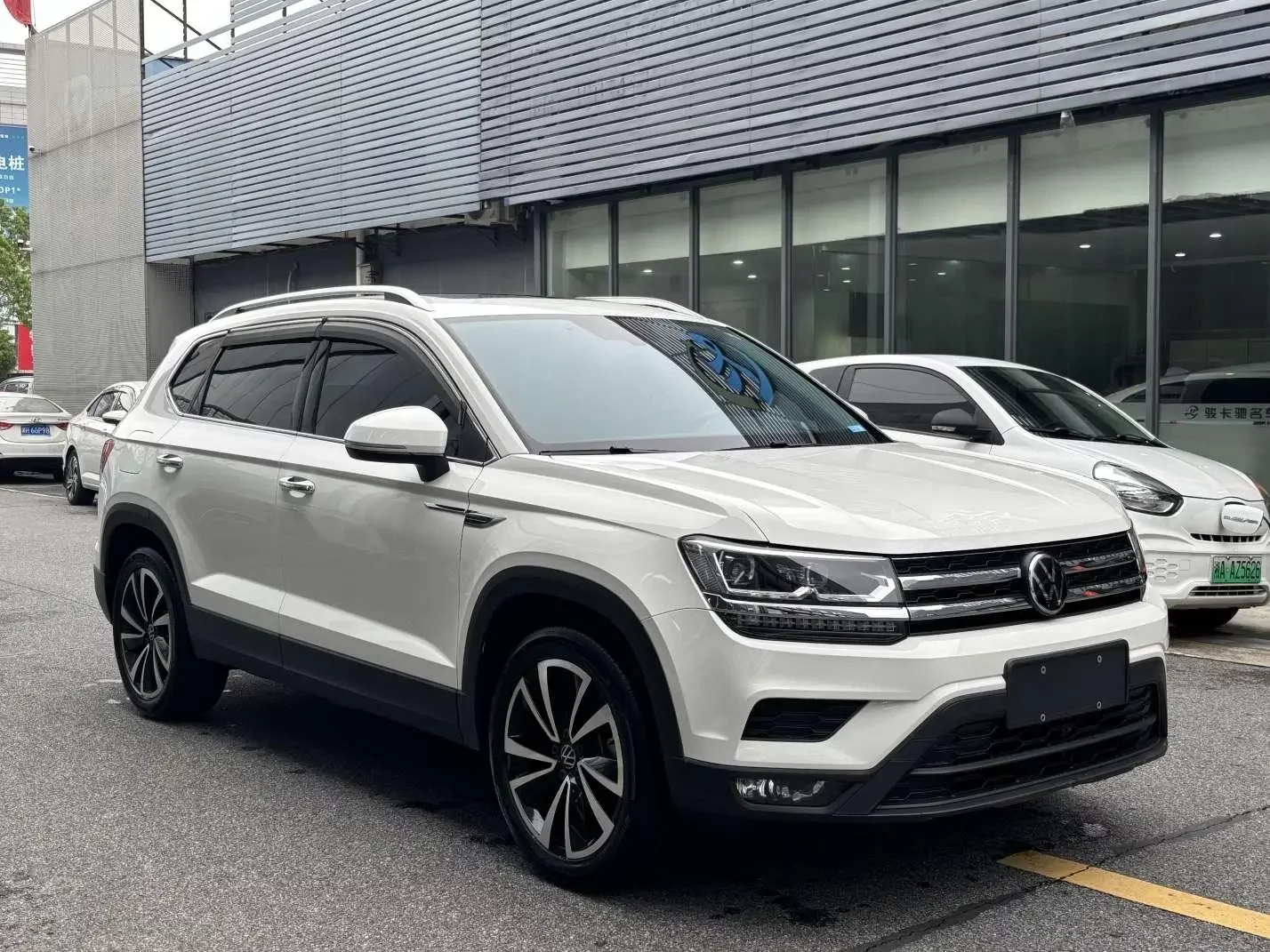 Volkswagen Tharu