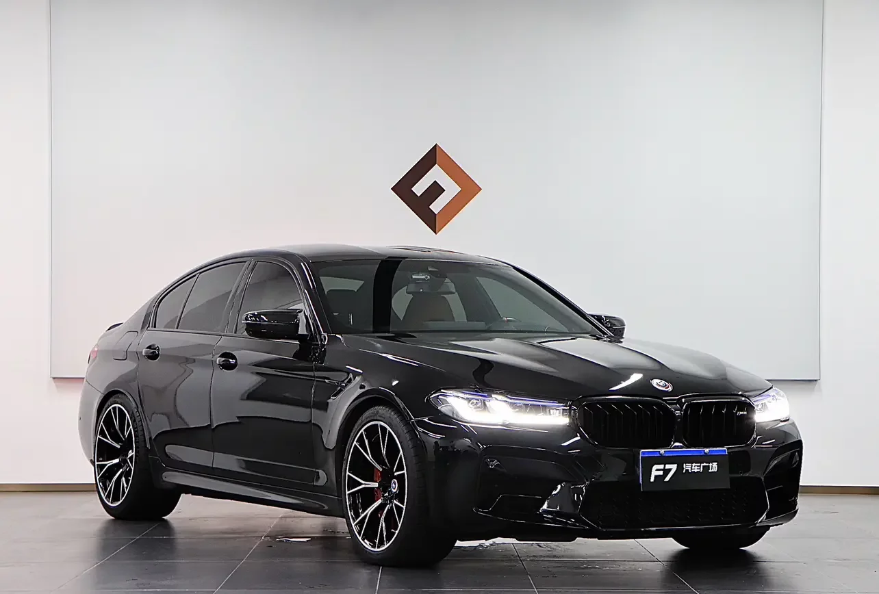 BMW M5