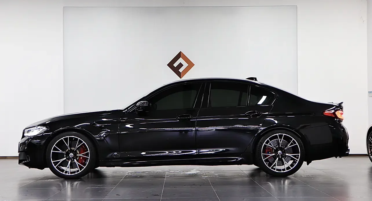 BMW M5