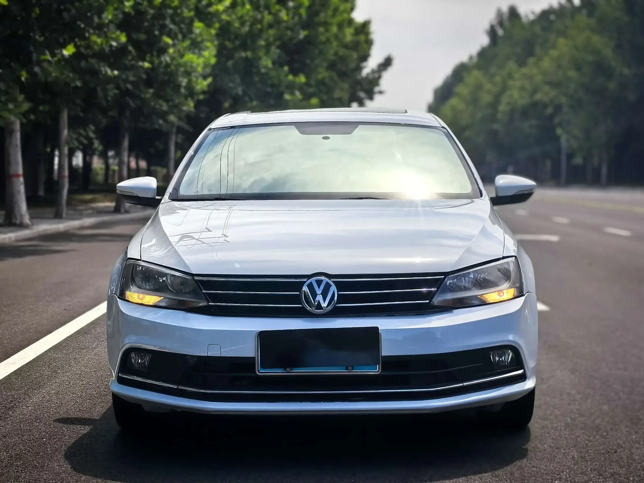 Volkswagen Sagitar