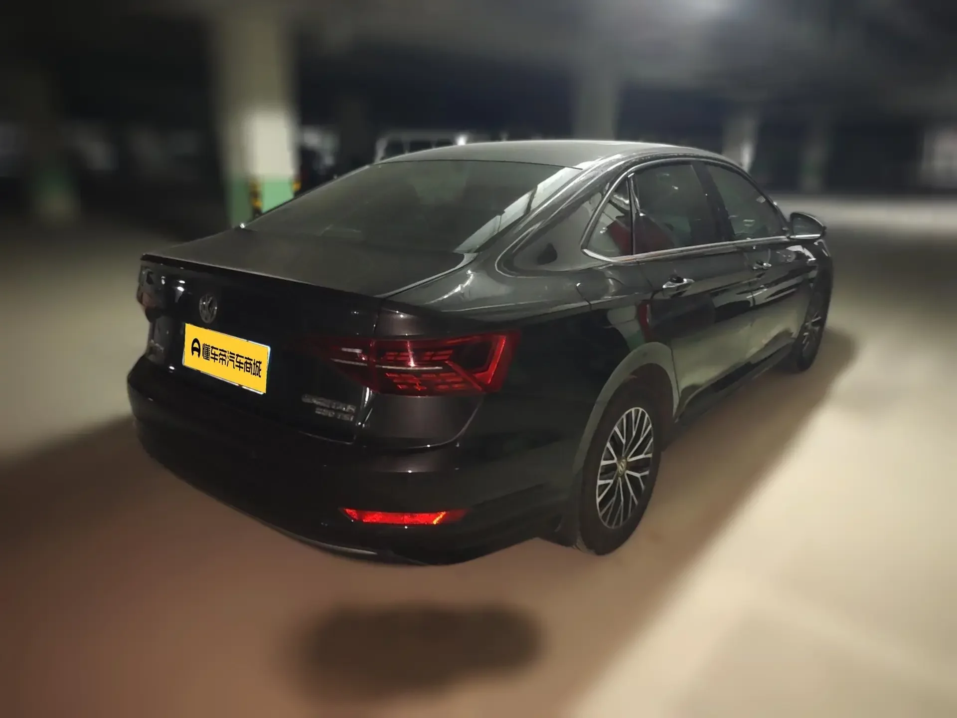 Volkswagen Sagitar