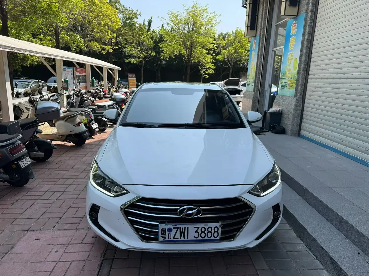 Hyundai lead