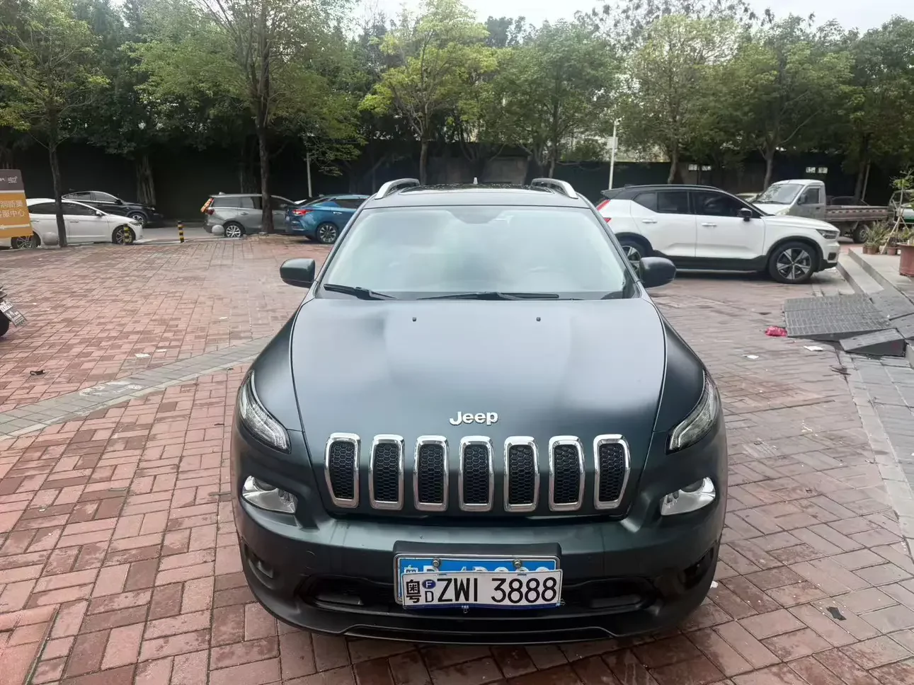 Jeep Cherokee