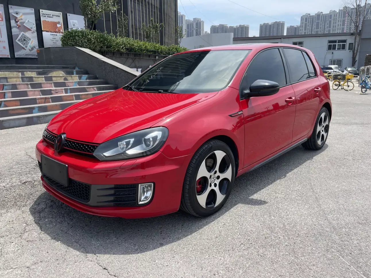 Volkswagen Golf GTI