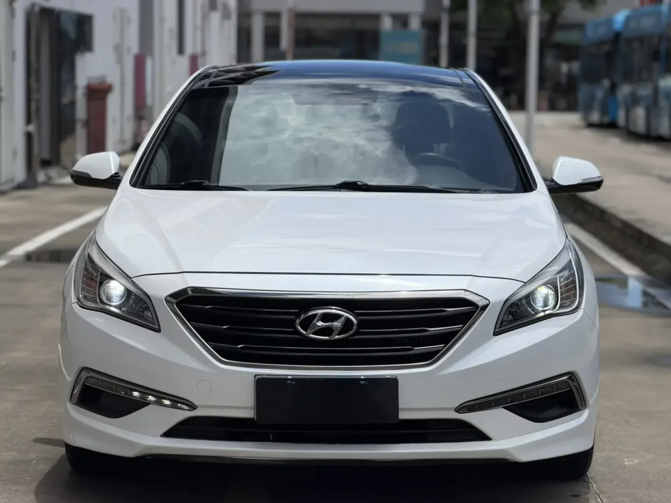Hyundai sonata nine
