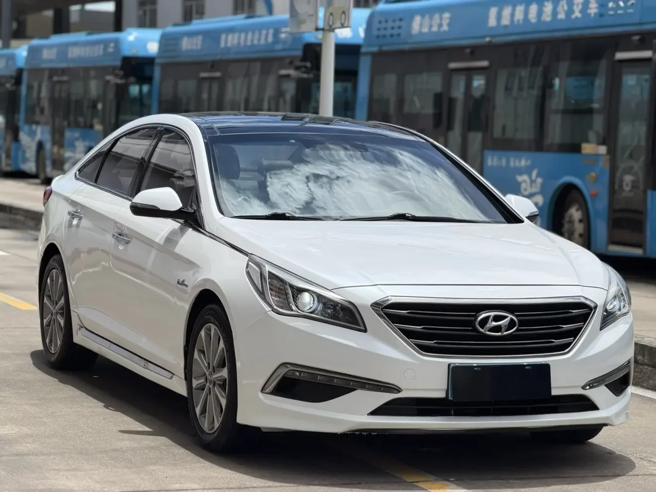 Hyundai sonata nine