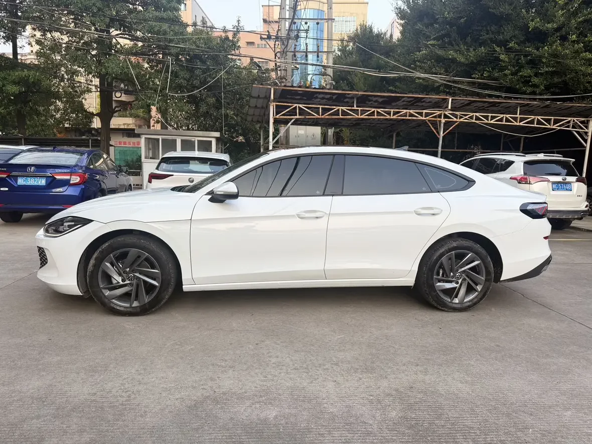 Volkswagen Lamando