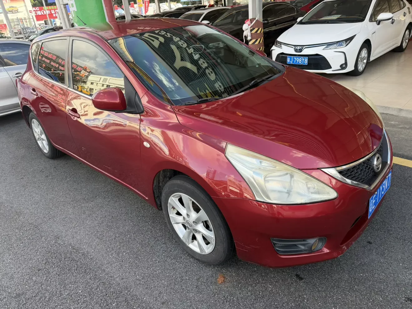 Nissan Tiida