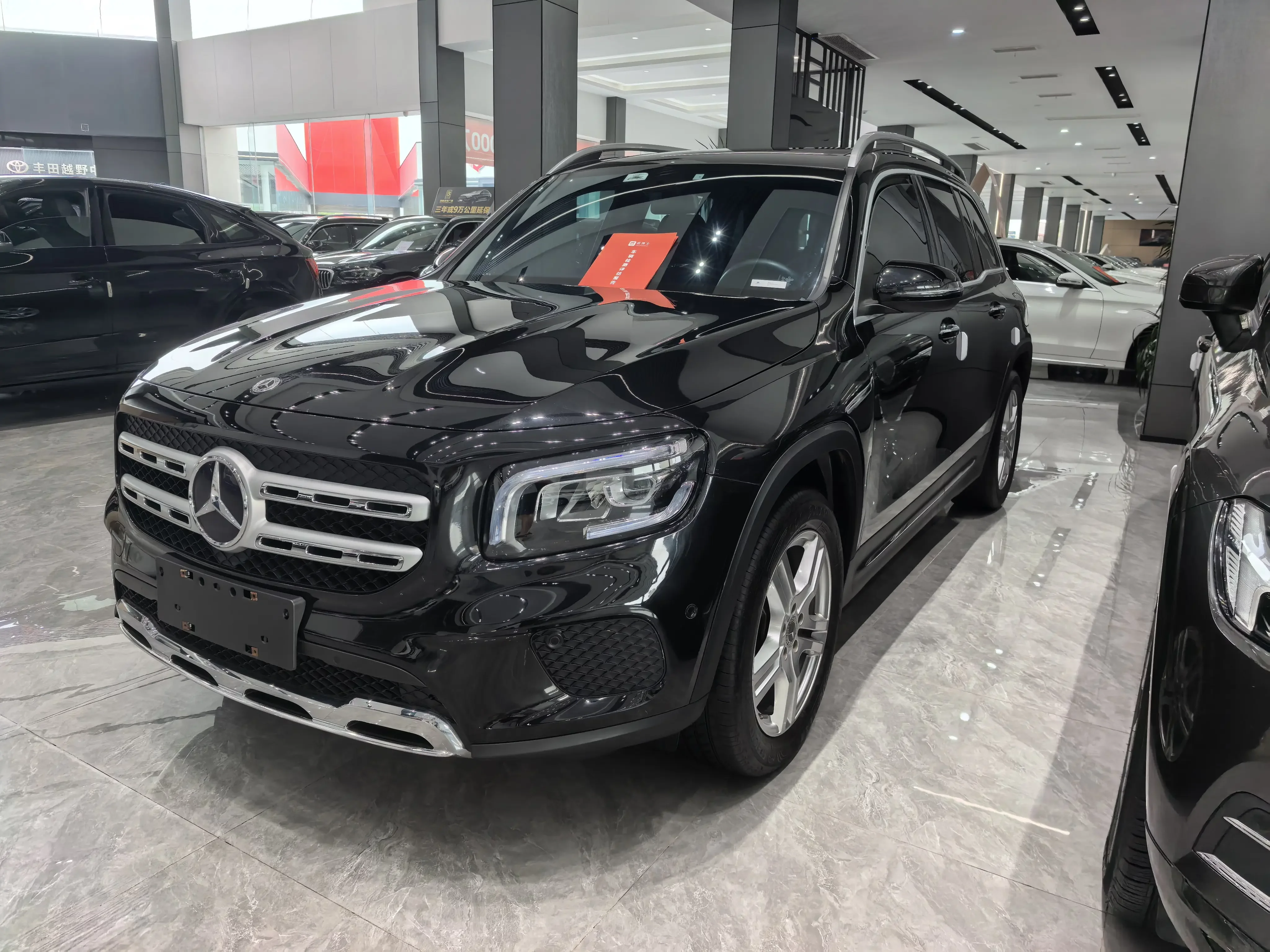 Mercedes-Benz GLB