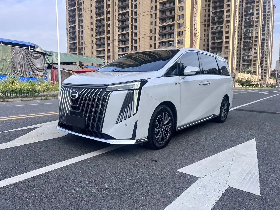 GAC Trumpchi M8