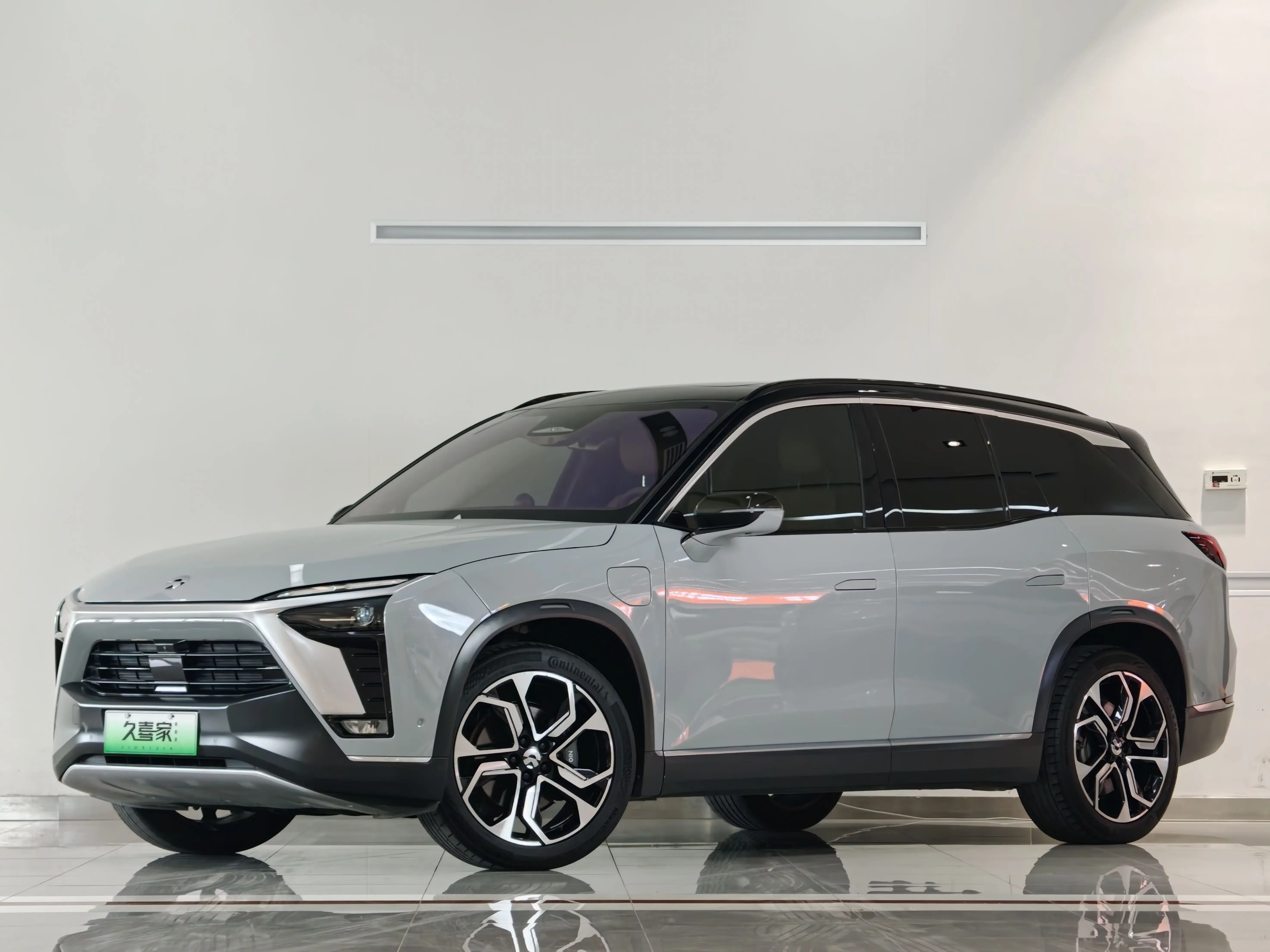 NIO ES8