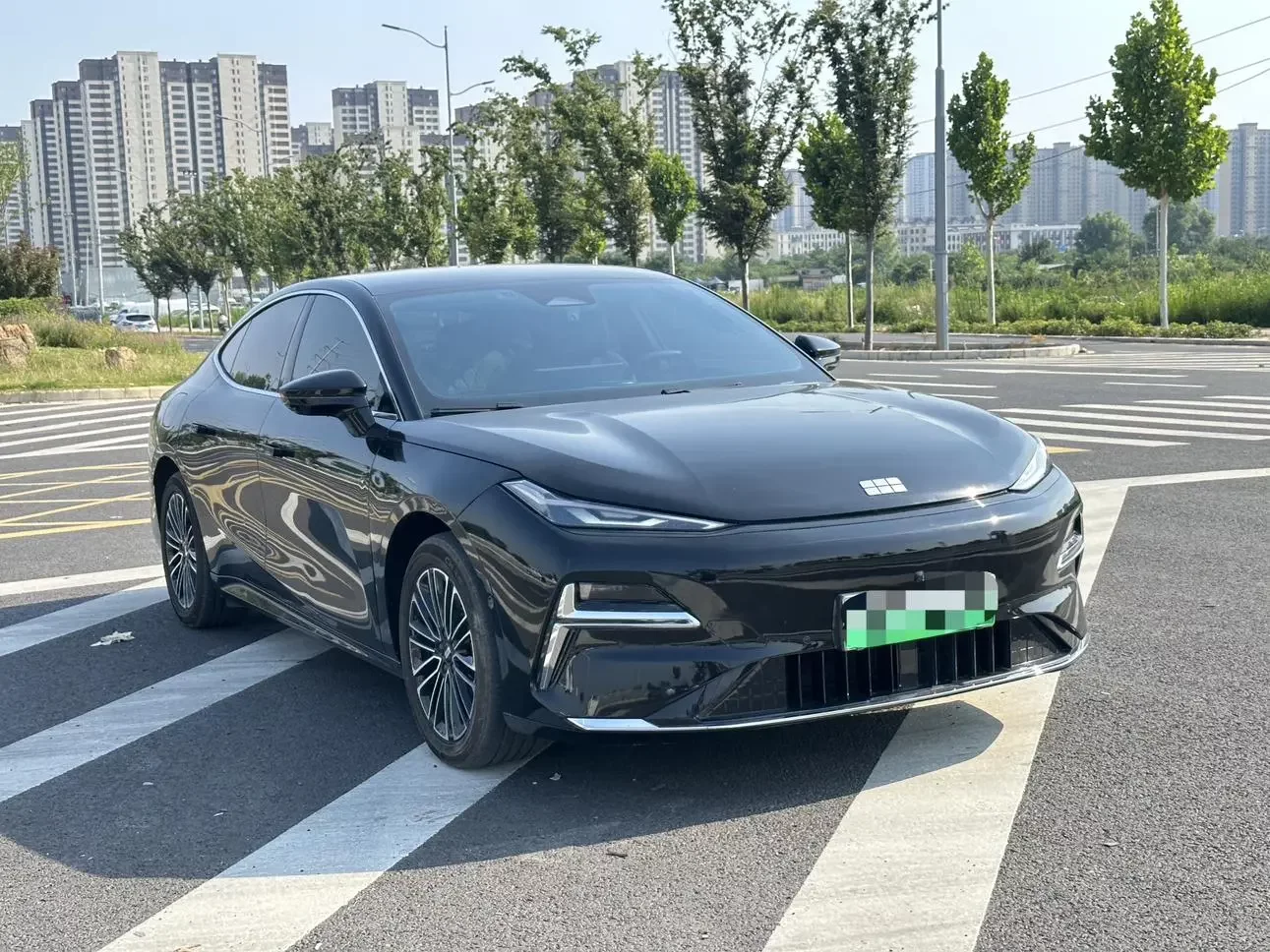 Geely Galaxy Star 8 PHEV